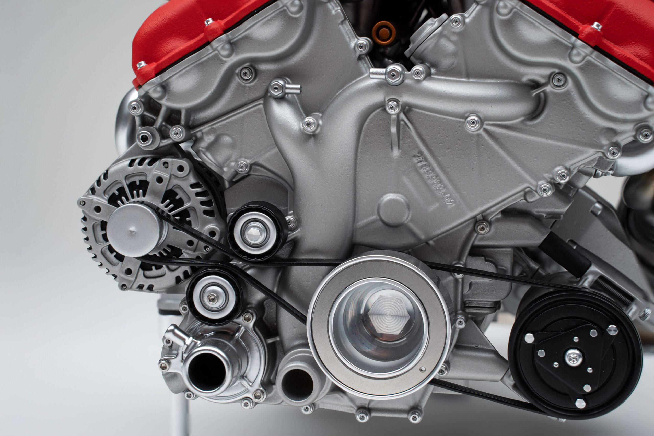 Amalgam Ferrari 12Cilindri V12 F140HD Engine and Gearbox | 1:4 - Imagen 12