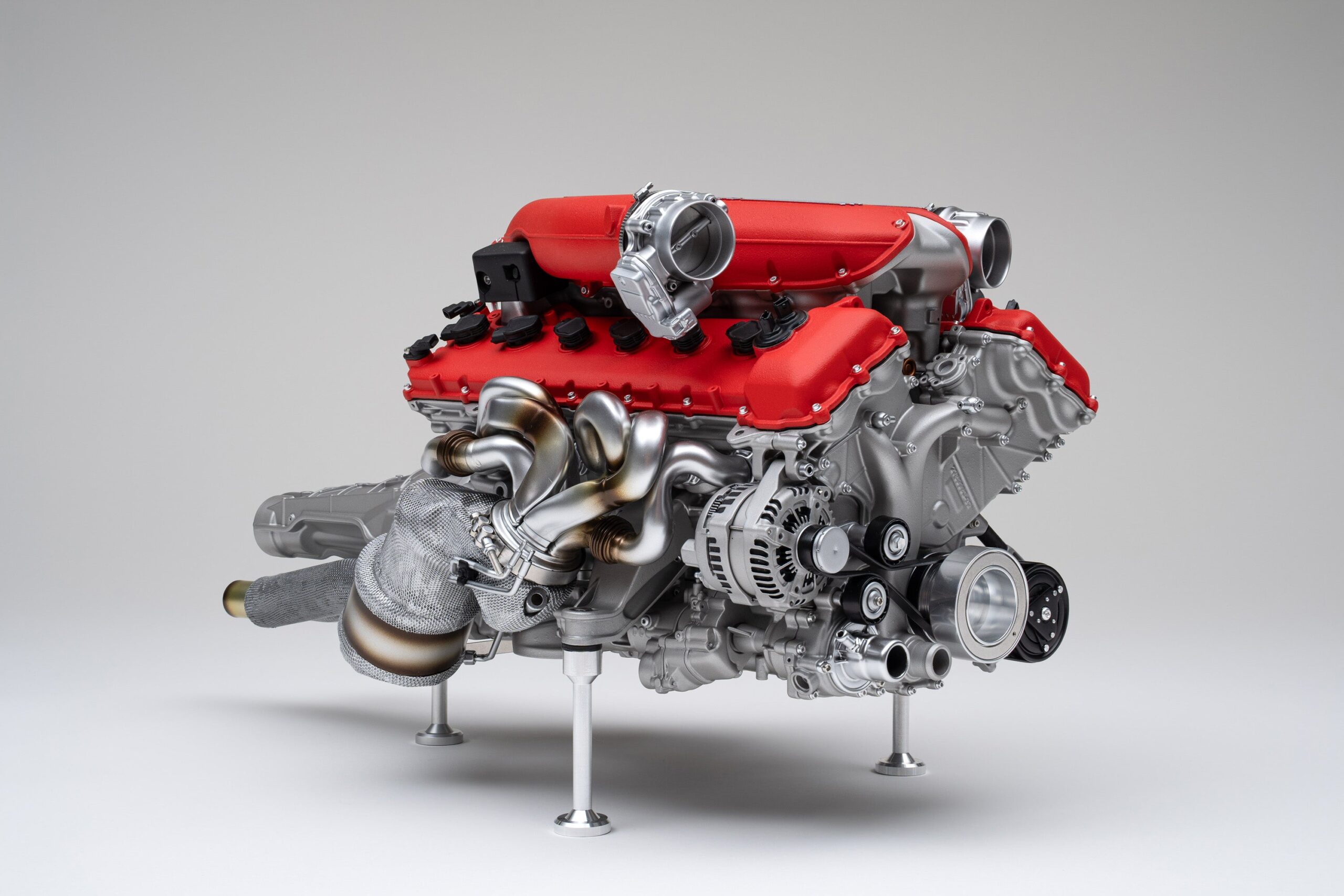 Amalgam Ferrari 12Cilindri V12 F140HD Engine and Gearbox | 1:4 - Imagen 15