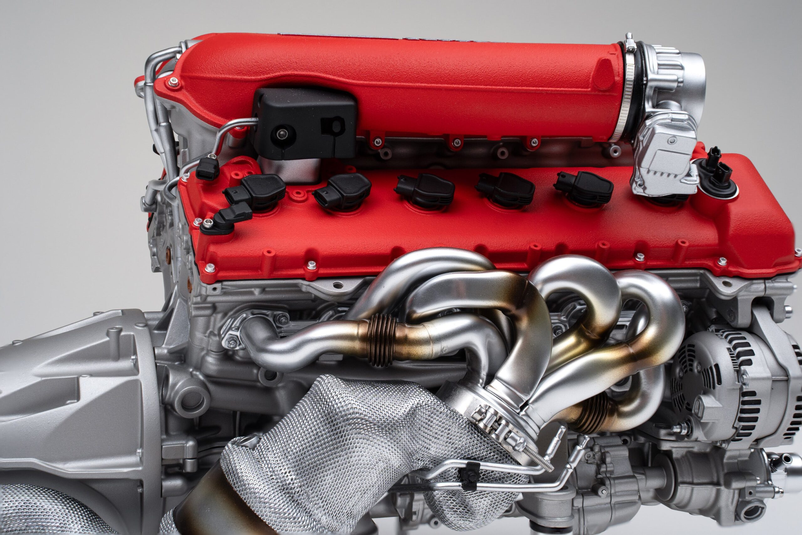 Amalgam Ferrari 12Cilindri V12 F140HD Engine and Gearbox | 1:4 - Imagen 17