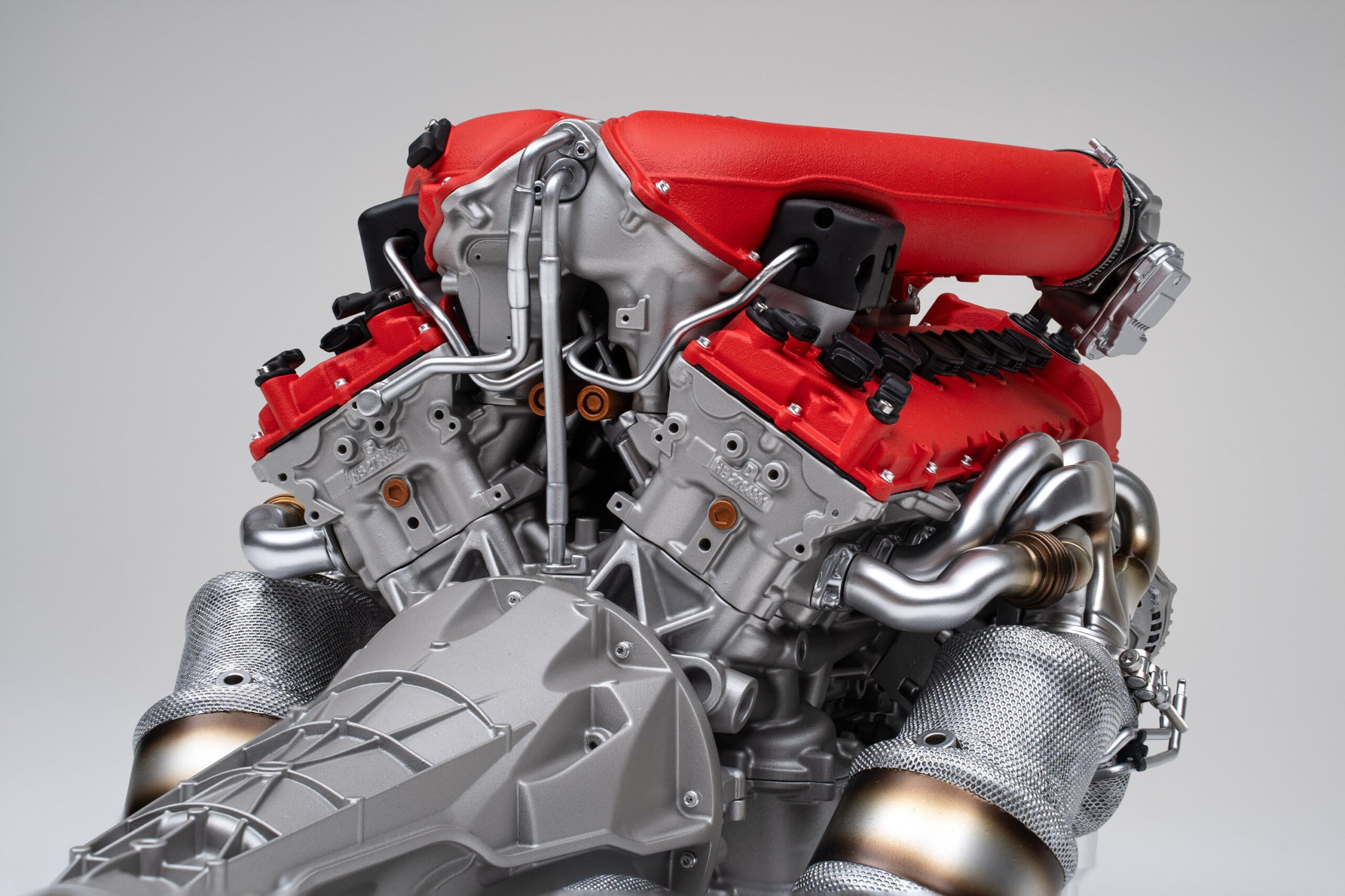 Amalgam Ferrari 12Cilindri V12 F140HD Engine and Gearbox | 1:4 - Imagen 19