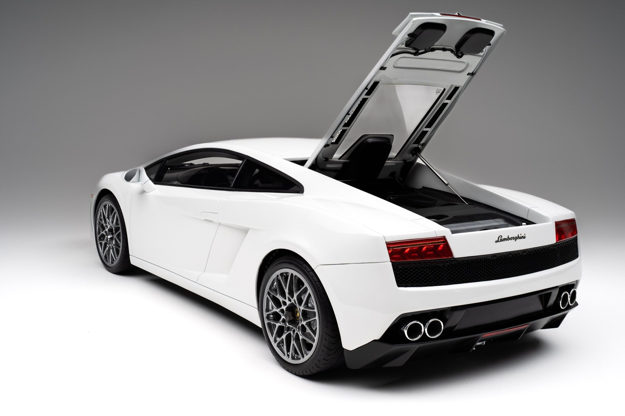 Amalgam Lamborghini Gallardo LP560-4 (2008) Genfer Auto-Salon - Gelb | 1:8 – Bild 8