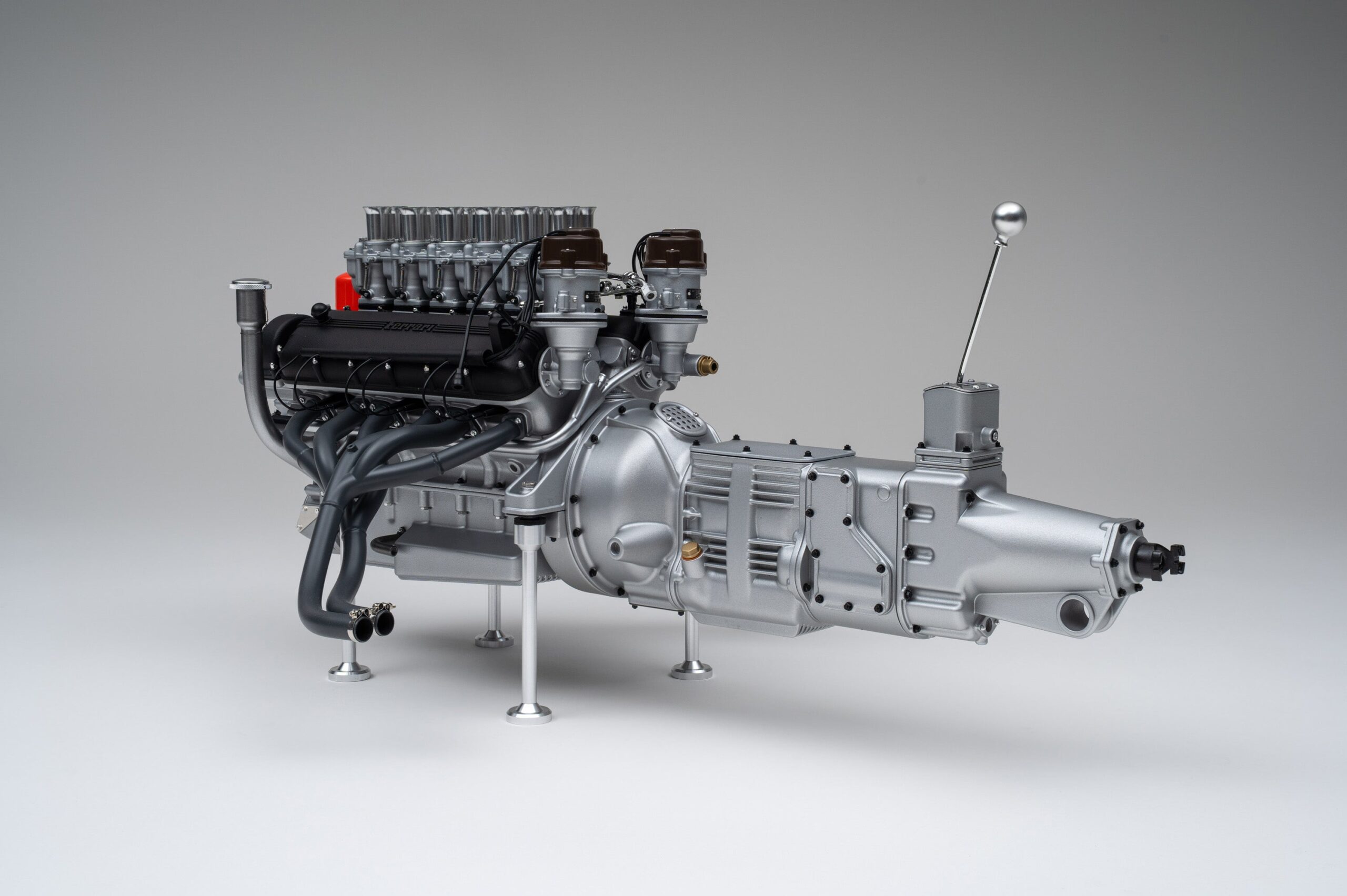 Amalgam Ferrari 250 GTO V12 Motor und Getriebe | 1:4 - Imagen 16