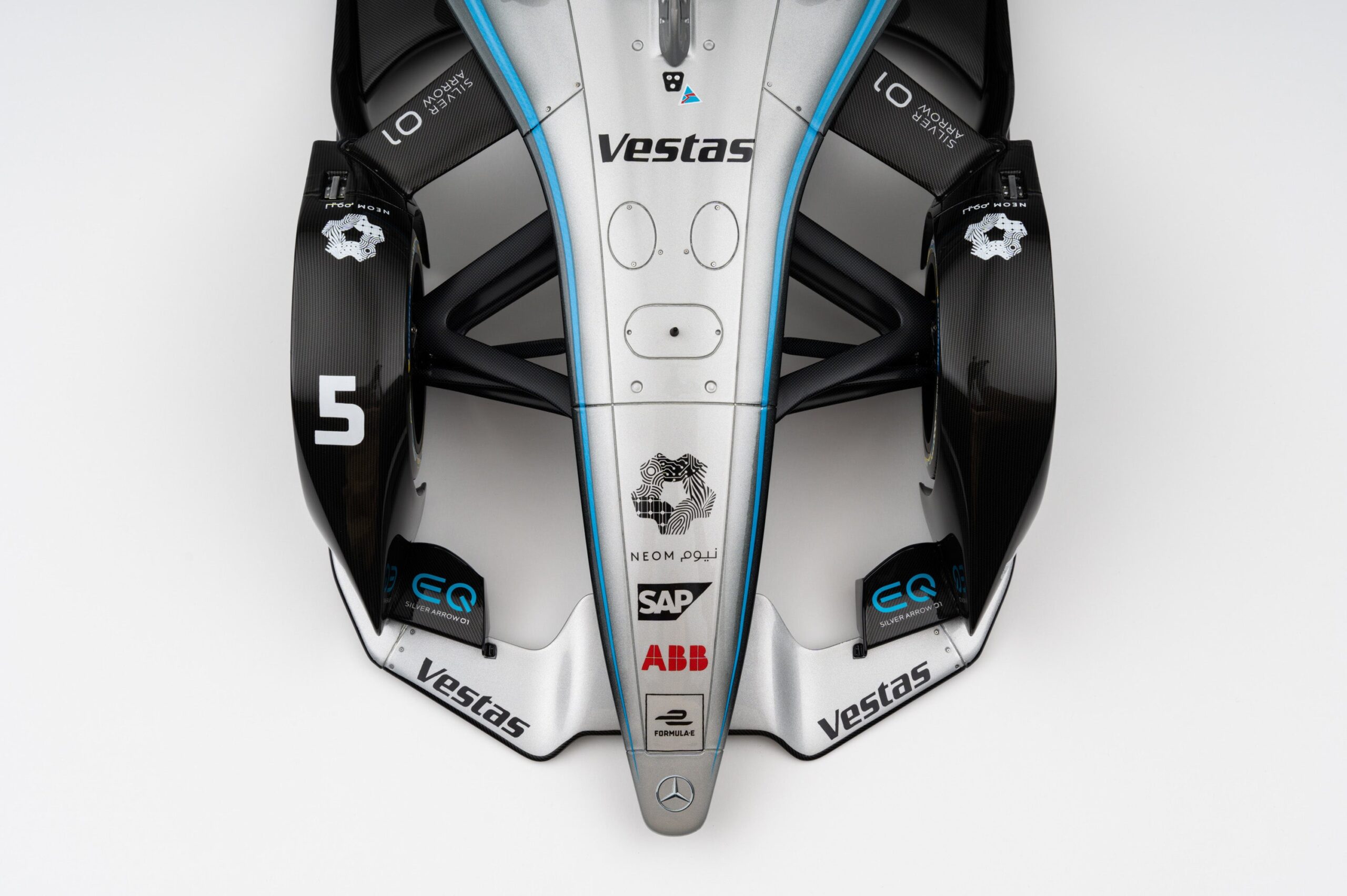 Amalgam Mercedes-Benz EQ Silver Arrow 01 Gen2 Season 6 (2019) - Silber | 1:8 – Bild 15