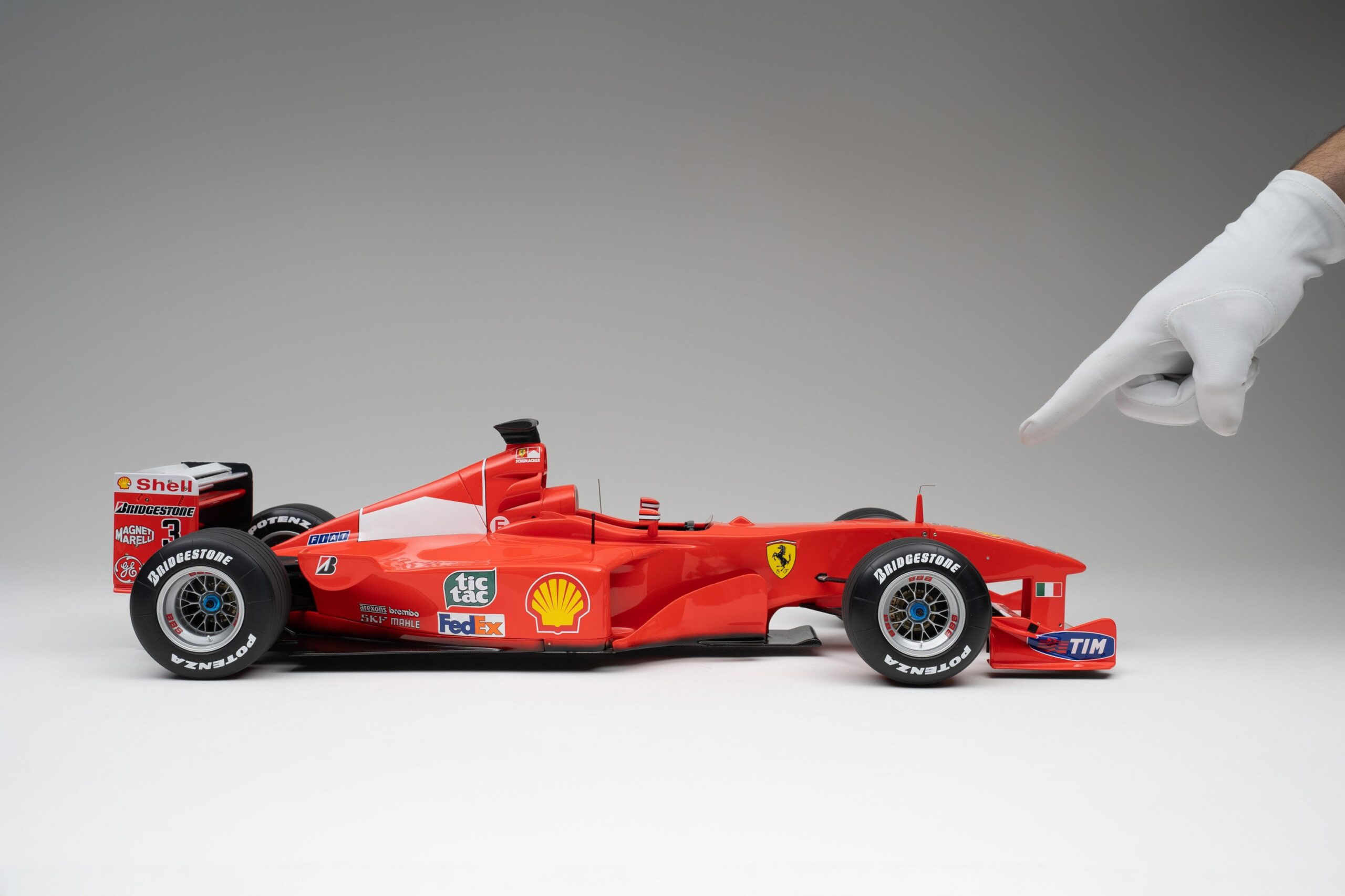 Amalgam Ferrari F1-2000 2000 European Grand Prix (Michael Schumacher) - Rot | 1:8 - Image 4