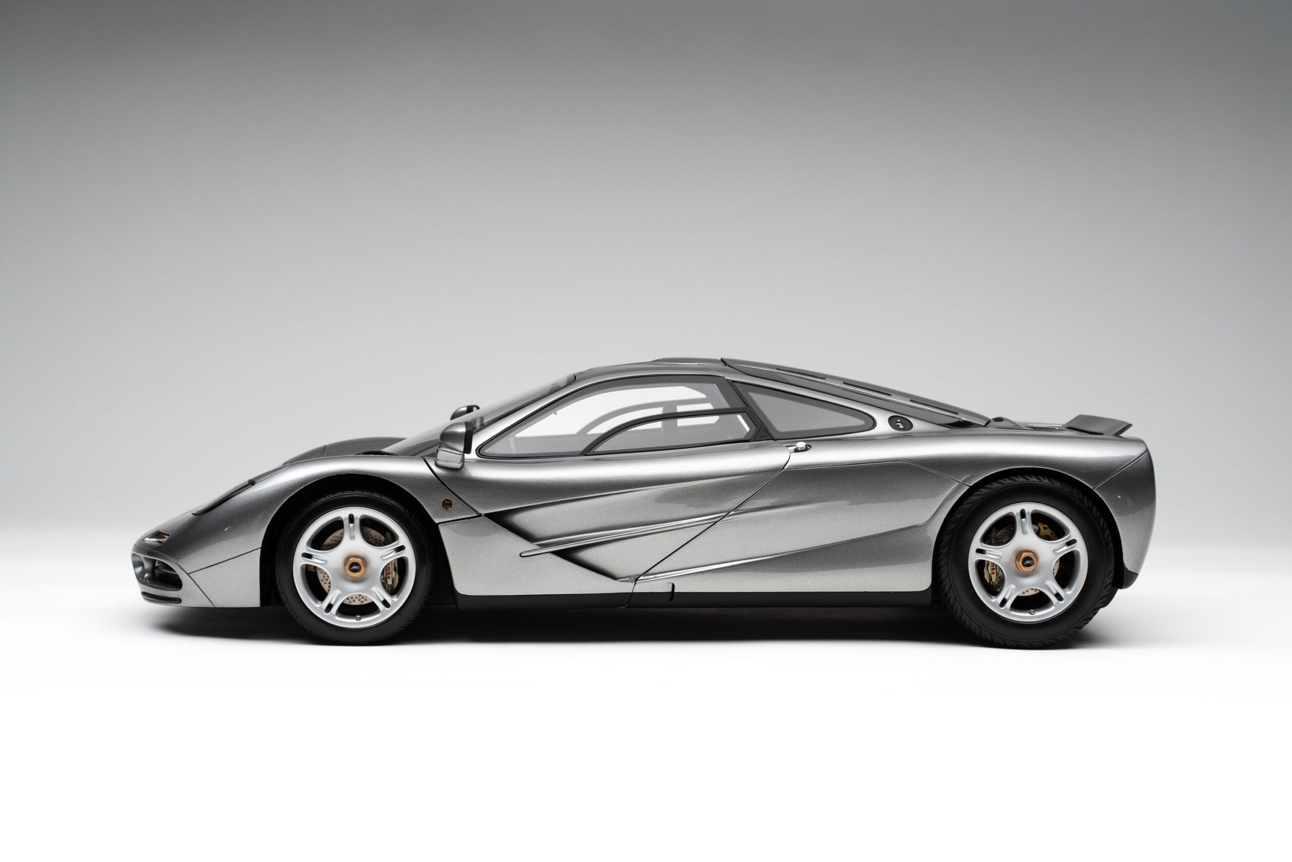 Amalgam McLaren F1 (1992) - Rot | 1:8 – Bild 11