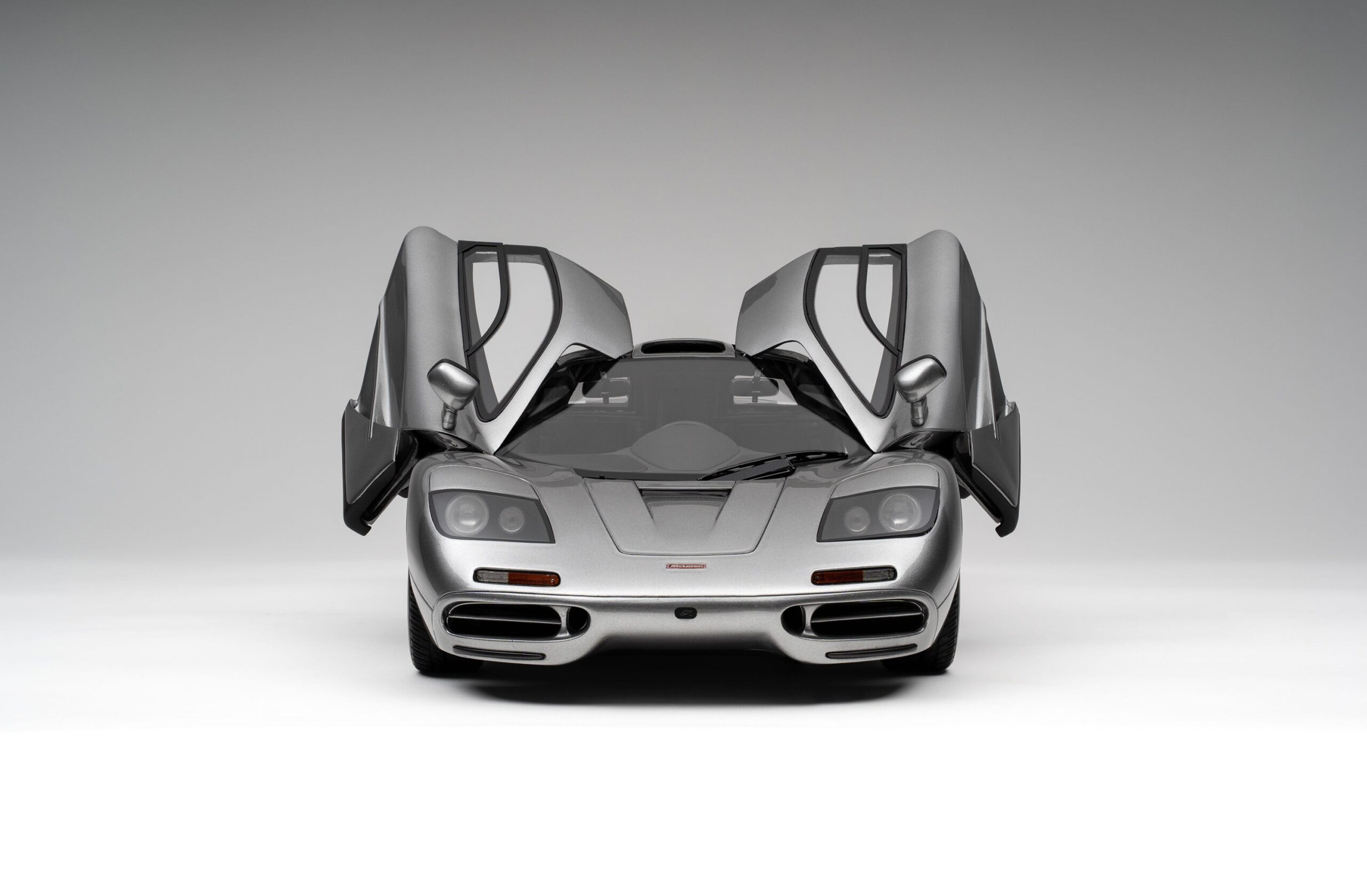 Amalgam McLaren F1 (1992) - Rot | 1:8 – Bild 4