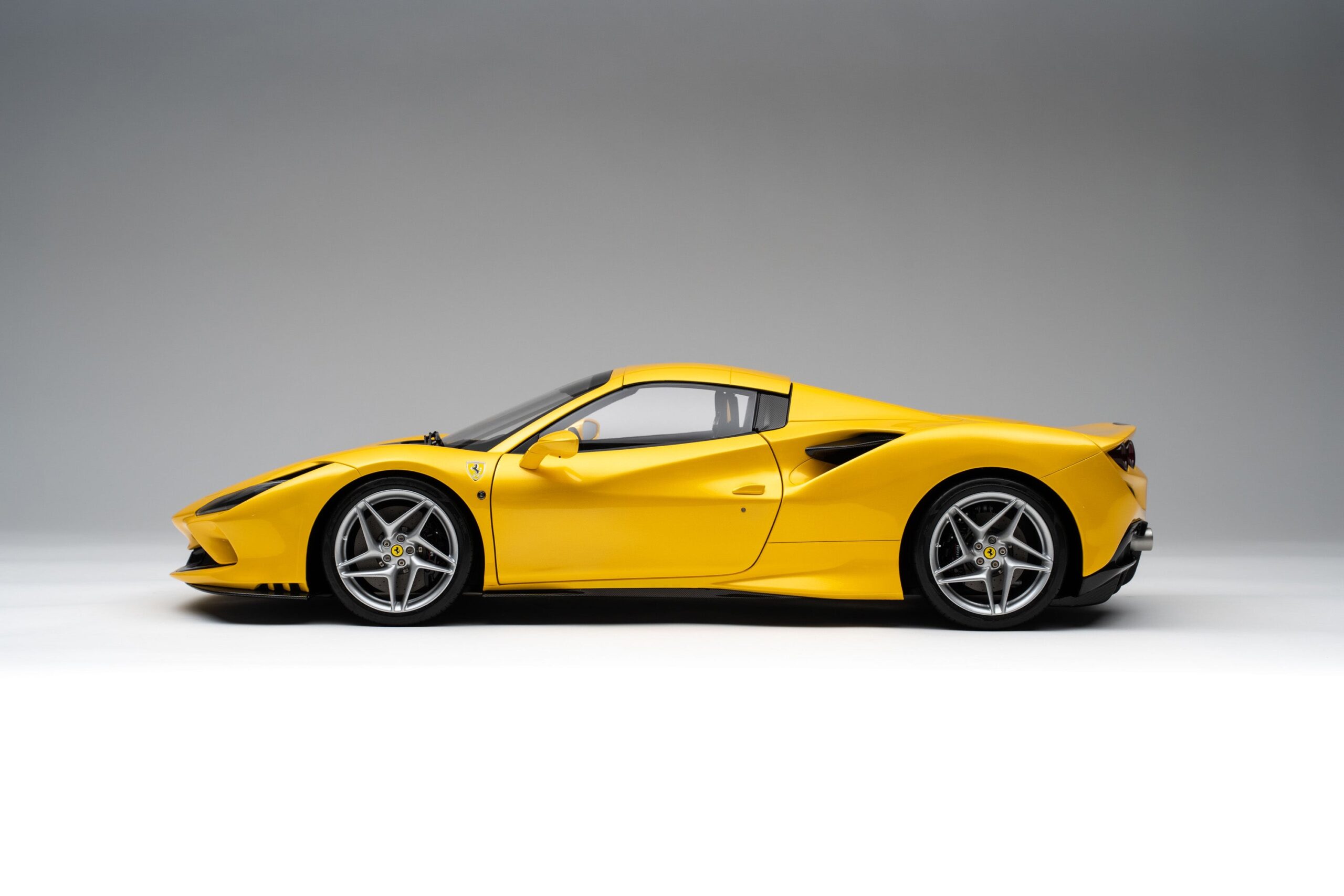 Amalgam Ferrari F8 Spider (2019) | 1:8 - 画像8