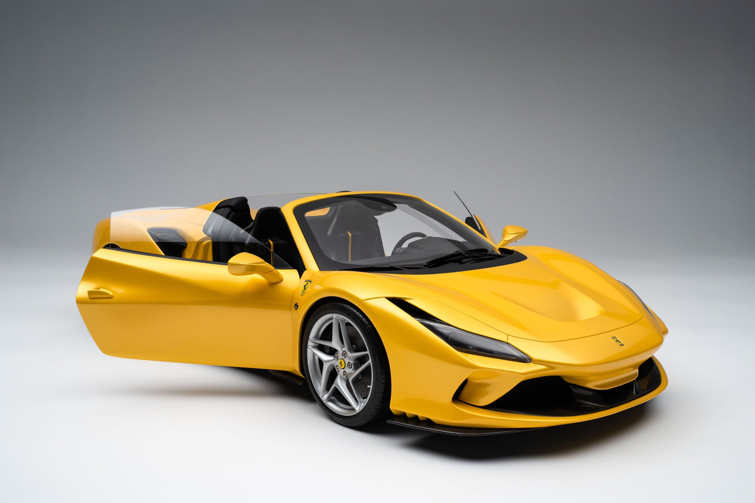 Amalgam Ferrari F8 Spider (2019) | 1:8 - 画像5