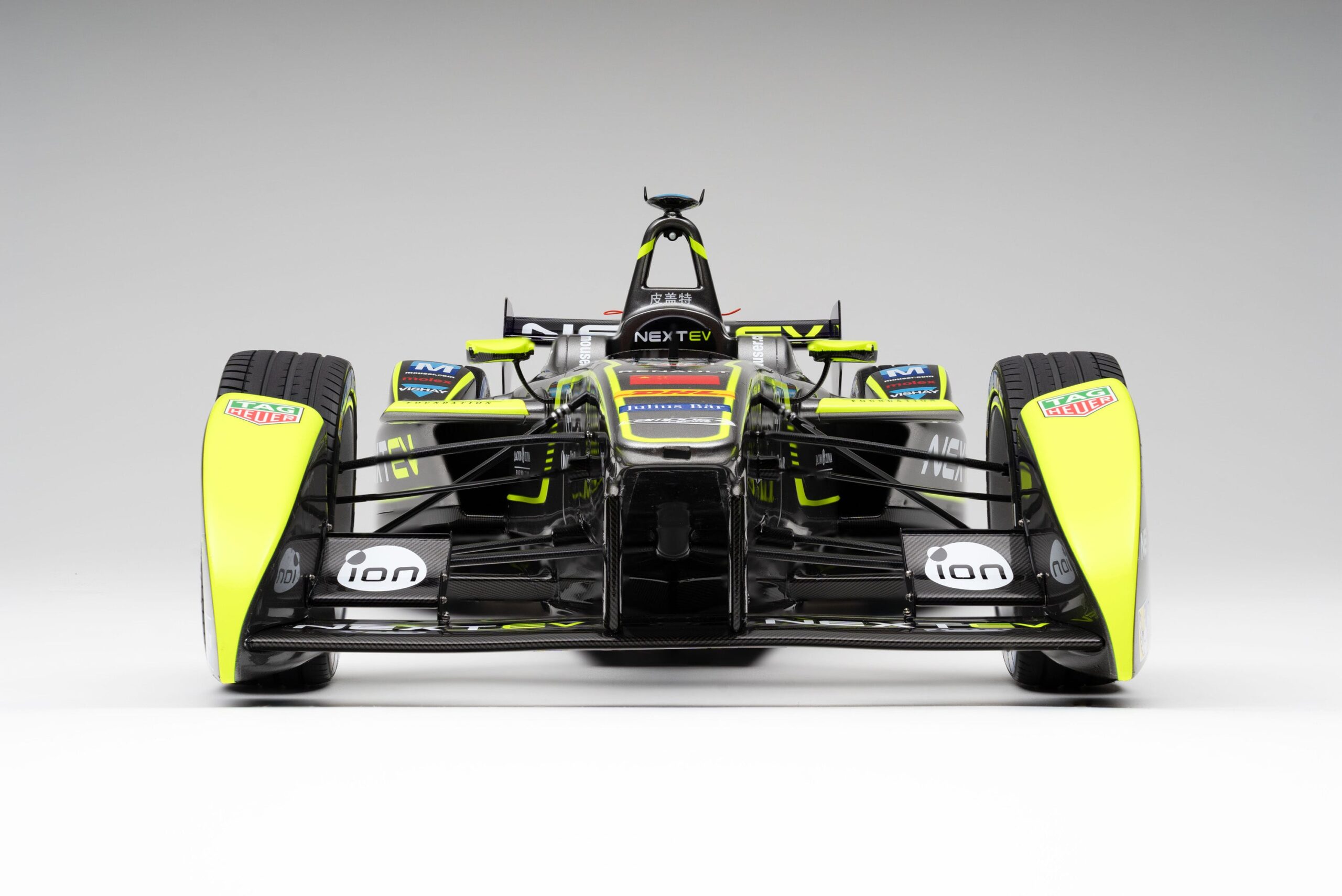 Amalgam Spark-Renault SRT_01E NEXTEV TCR - 2015 London ePrix - Piquet Jr. | 1:8 – Bild 4