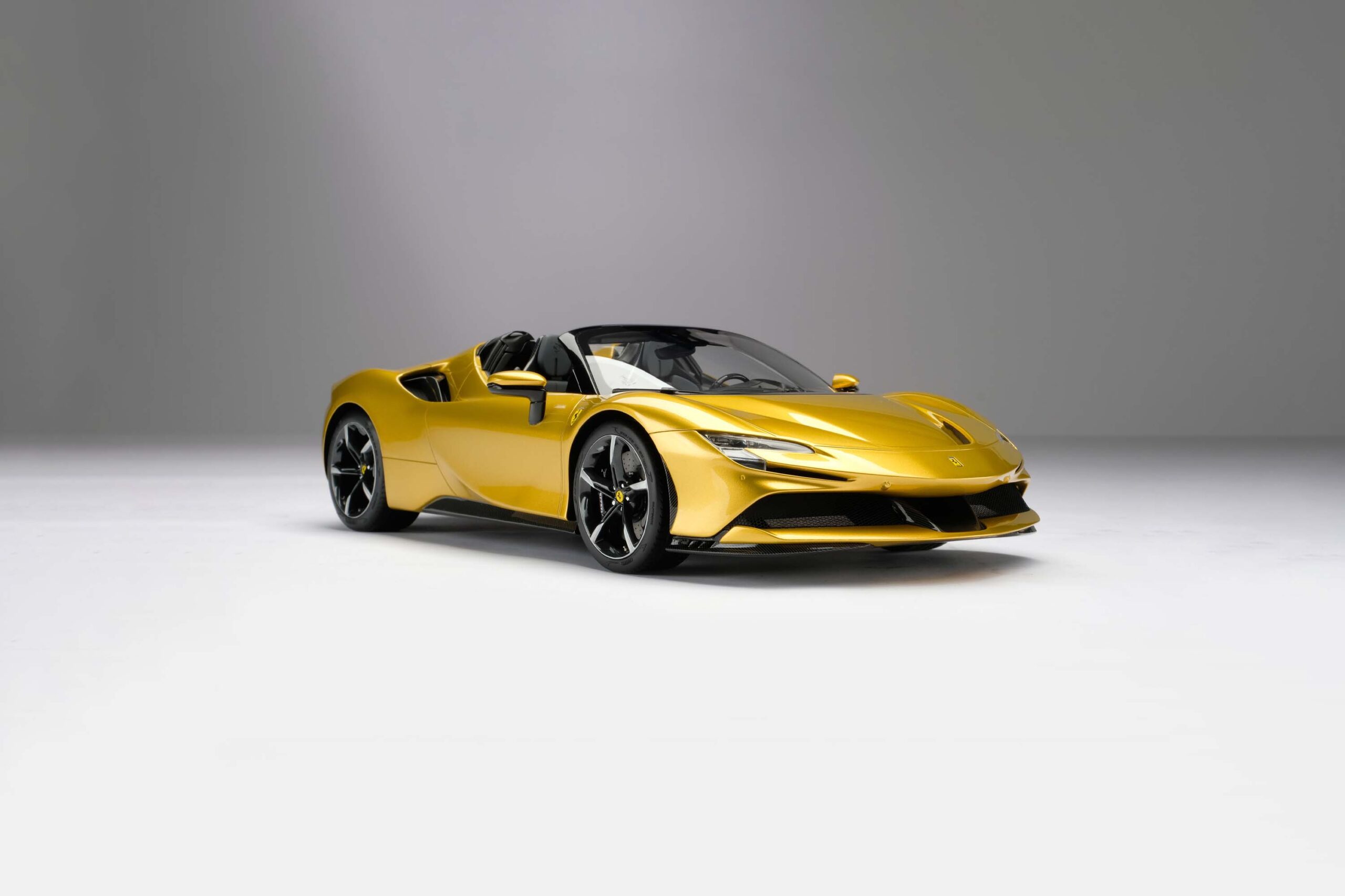 Amalgam Ferrari SF90 Spider | 1:12 – Bild 2