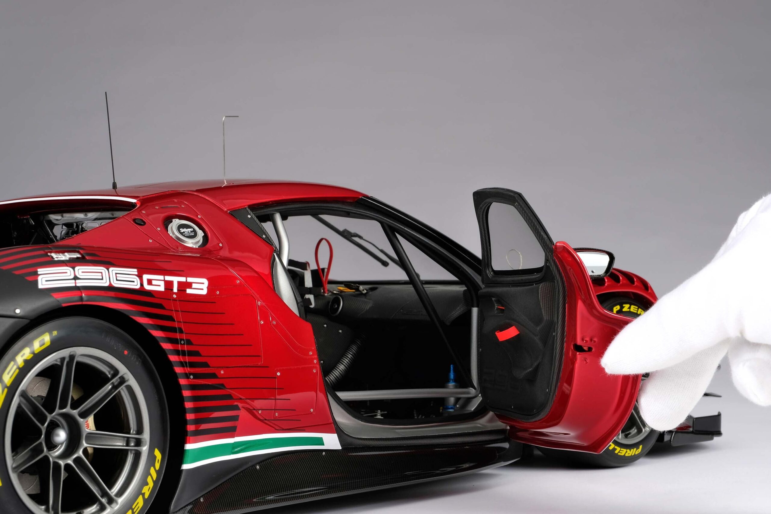 Amalgam Ferrari 296 GT3 | 1:8 - Image 17