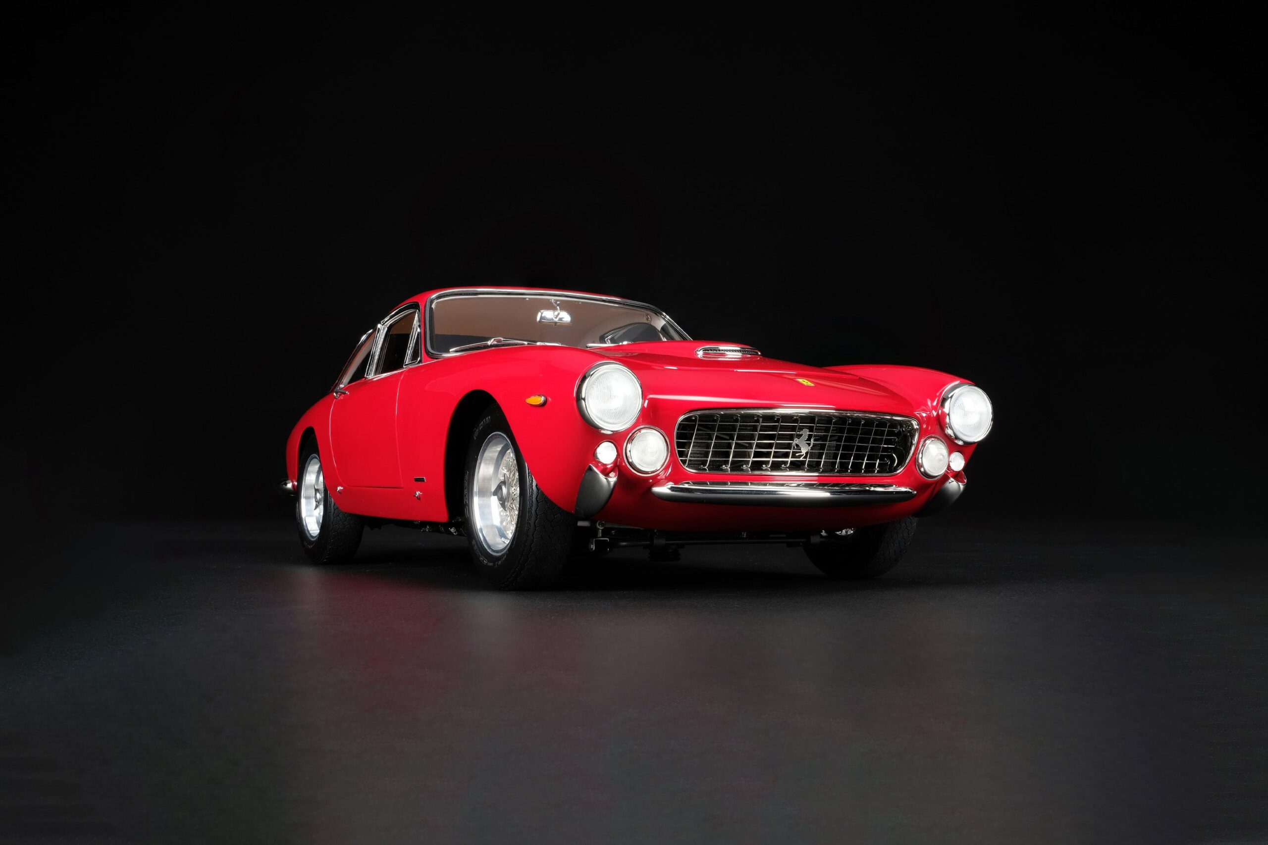 Amalgam Ferrari 250 GT Lusso (1962) - Silber | 1:8 - Imagen 2