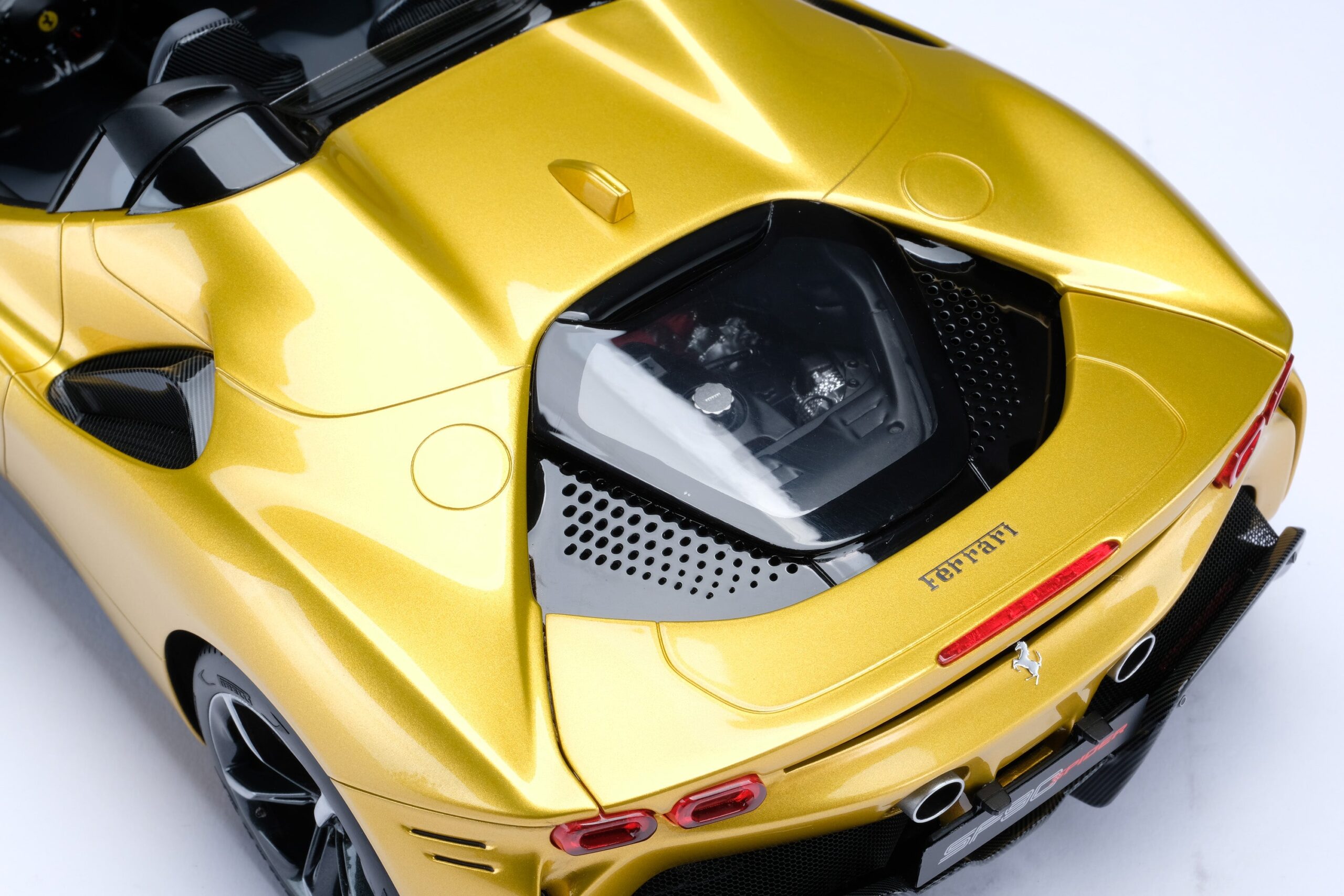 Amalgam Ferrari SF90 Spider | 1:12 – Bild 12