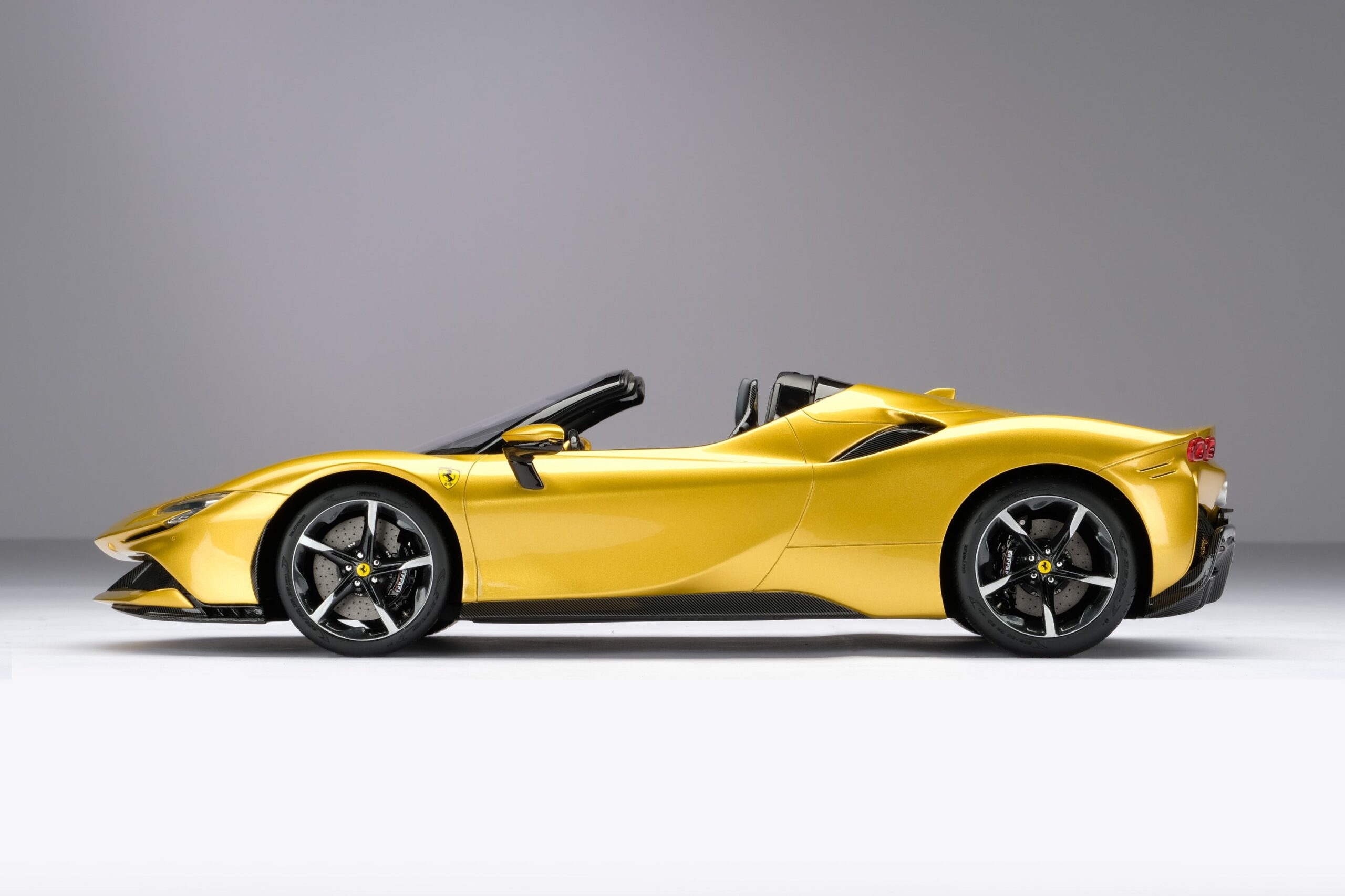 Amalgam Ferrari SF90 Spider | 1:12 – Bild 8