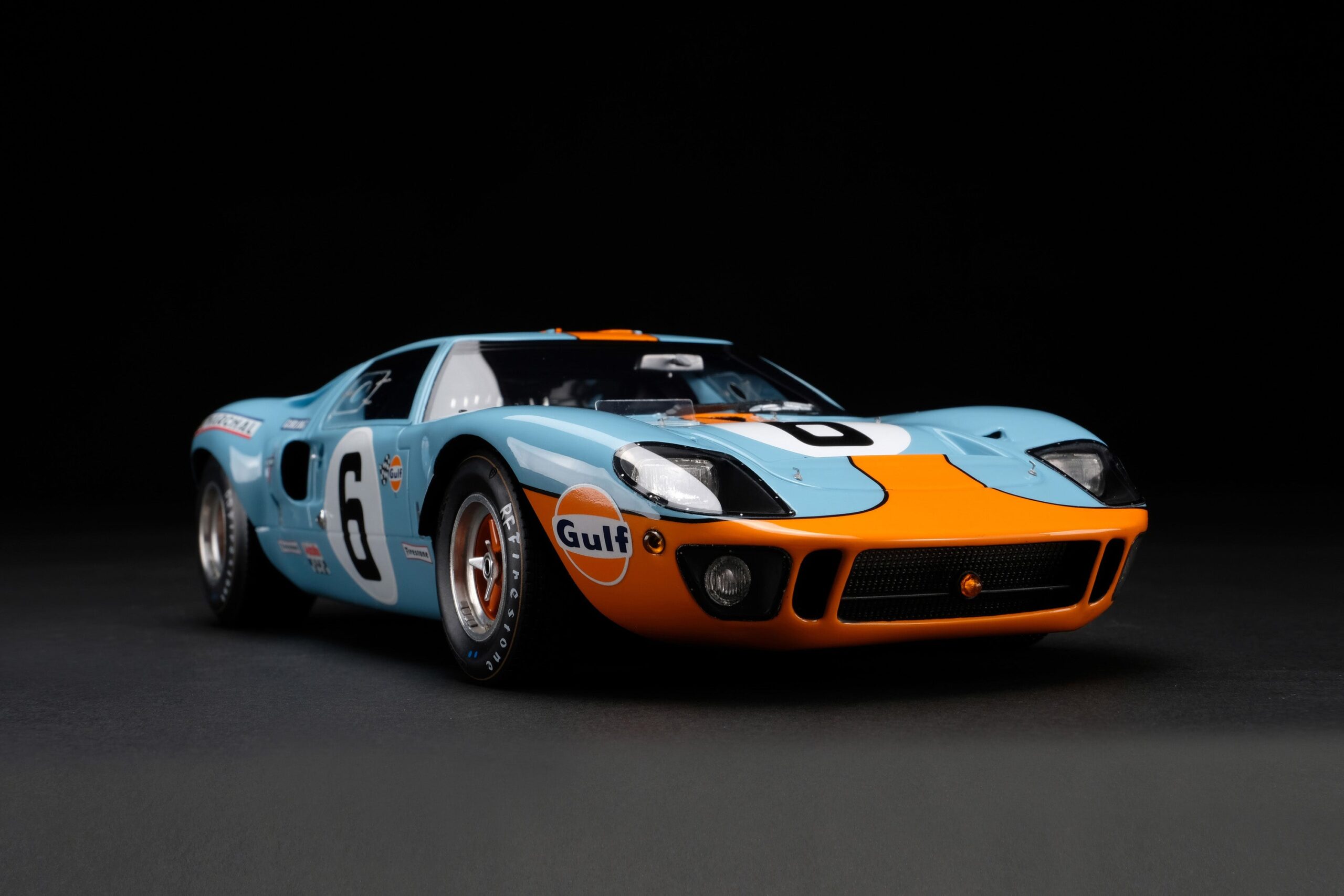 Amalgam Ford GT40 1969 Le Mans Winner - Hellblau/Orange | 1:18