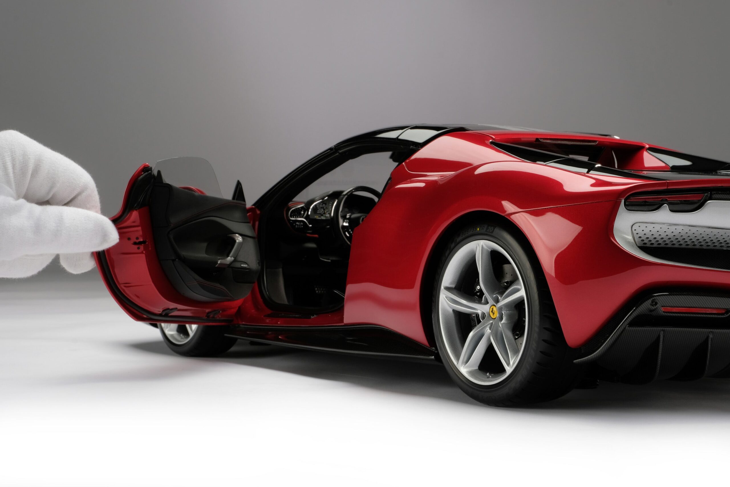 Amalgam Ferrari 296 GTS | 1:8 - Image 4