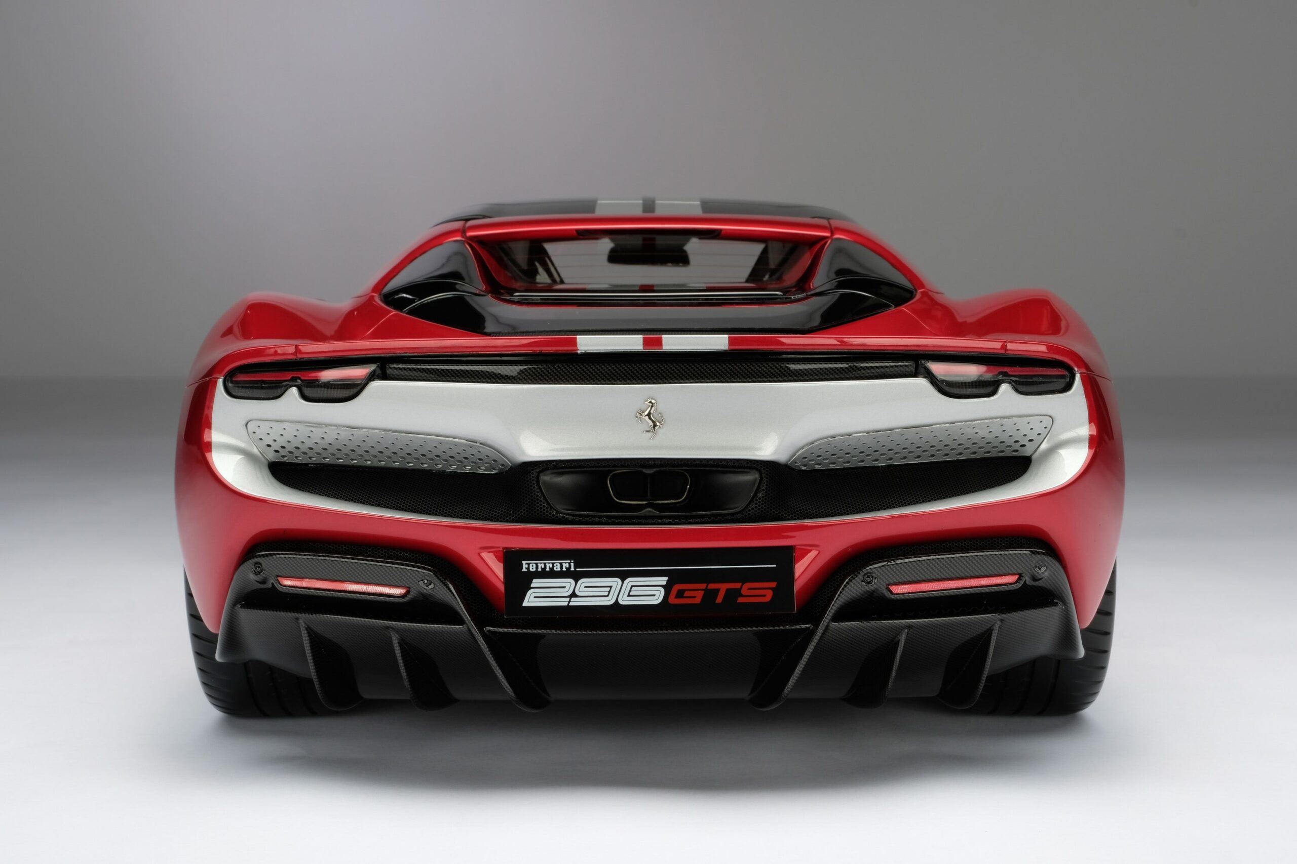 Amalgam Ferrari 296 GTS | 1:8 - Image 17