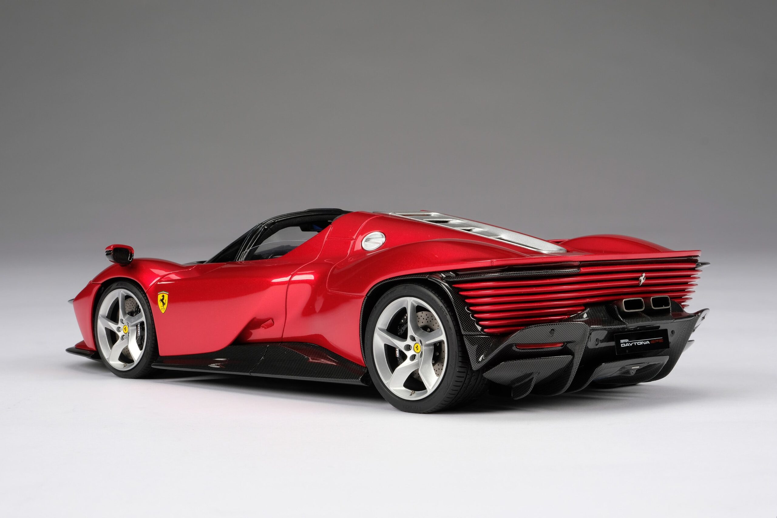 Amalgam Ferrari Daytona SP3 | 1:18 – Bild 8