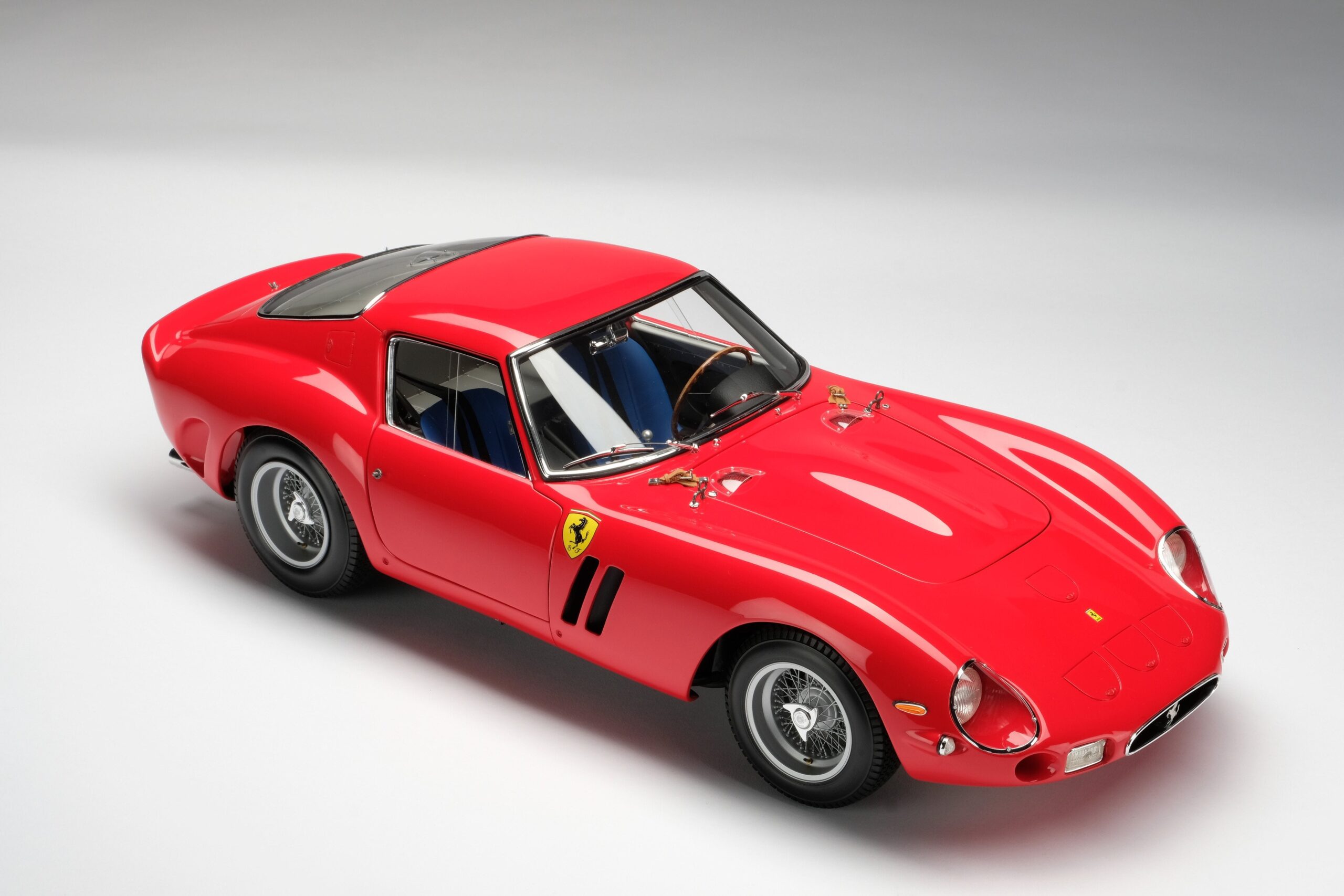 Amalgam Ferrari 250 GTO Road Specification (1962) - Rot | 1:8 - Image 13