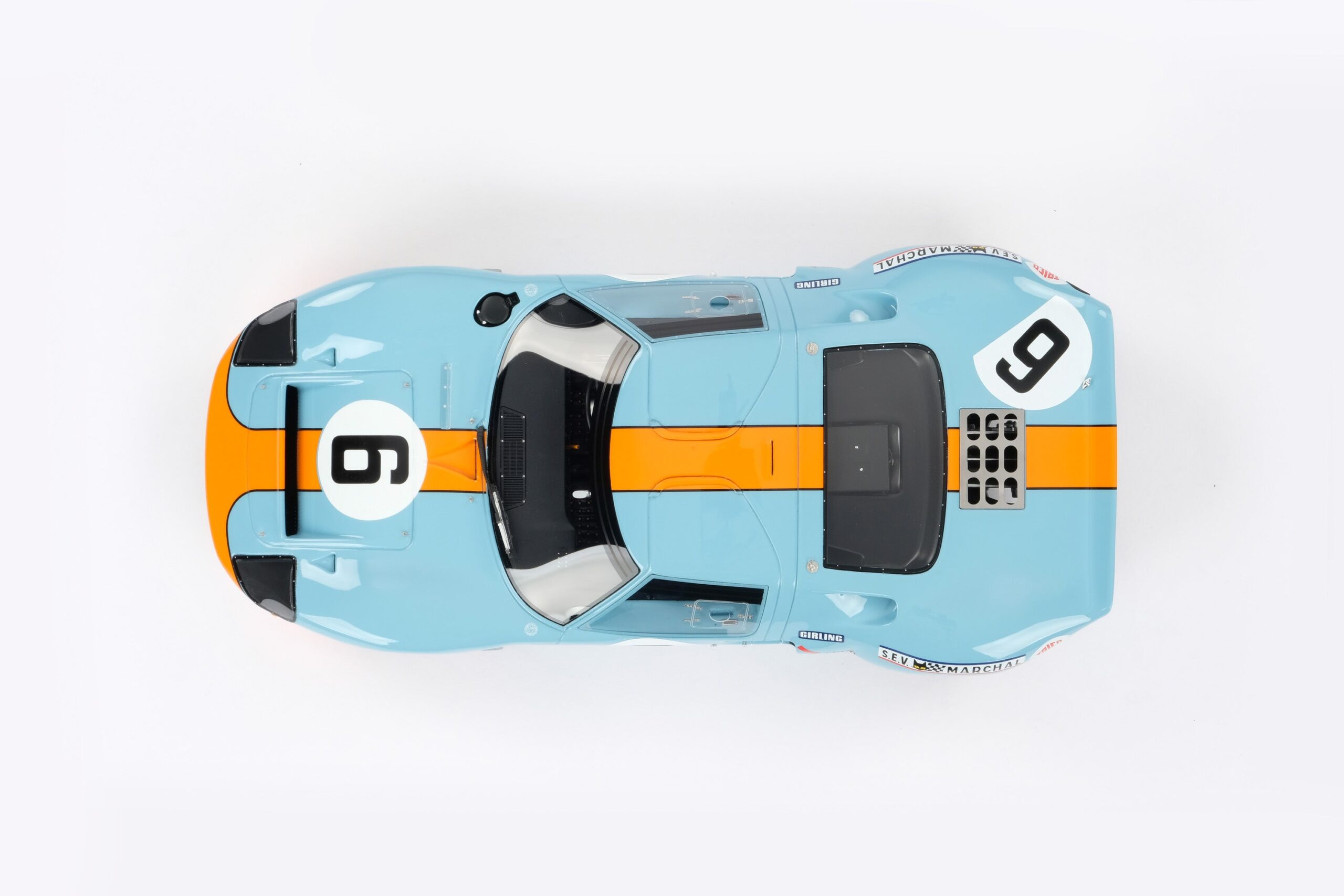 Amalgam Ford GT40 1969 Le Mans Winner - Hellblau/Orange | 1:18 – Bild 17