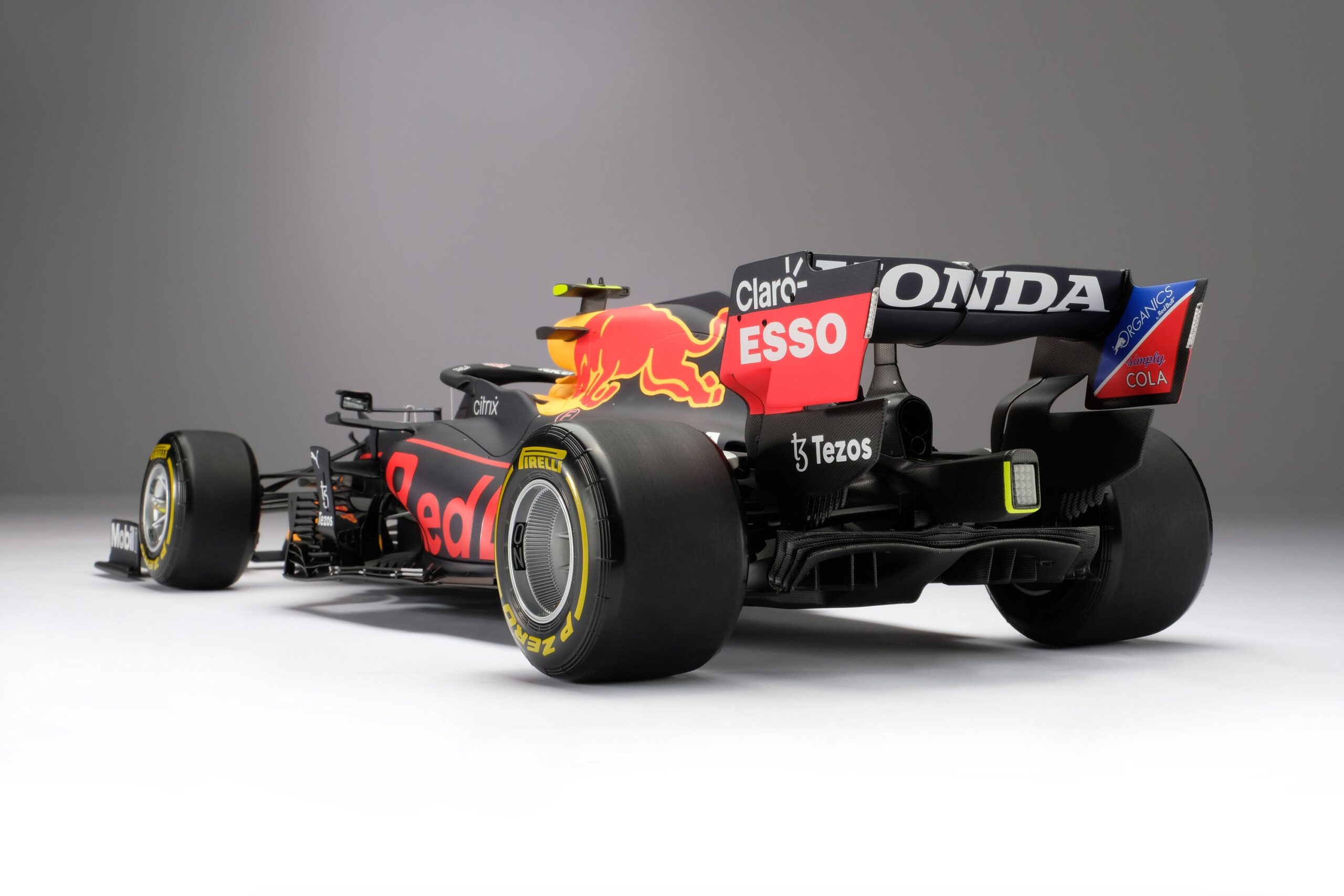 Amalgam Red Bull Racing Honda RB16B 2021 Abu Dhabi Grand Prix | 1:8 - Immagine 8