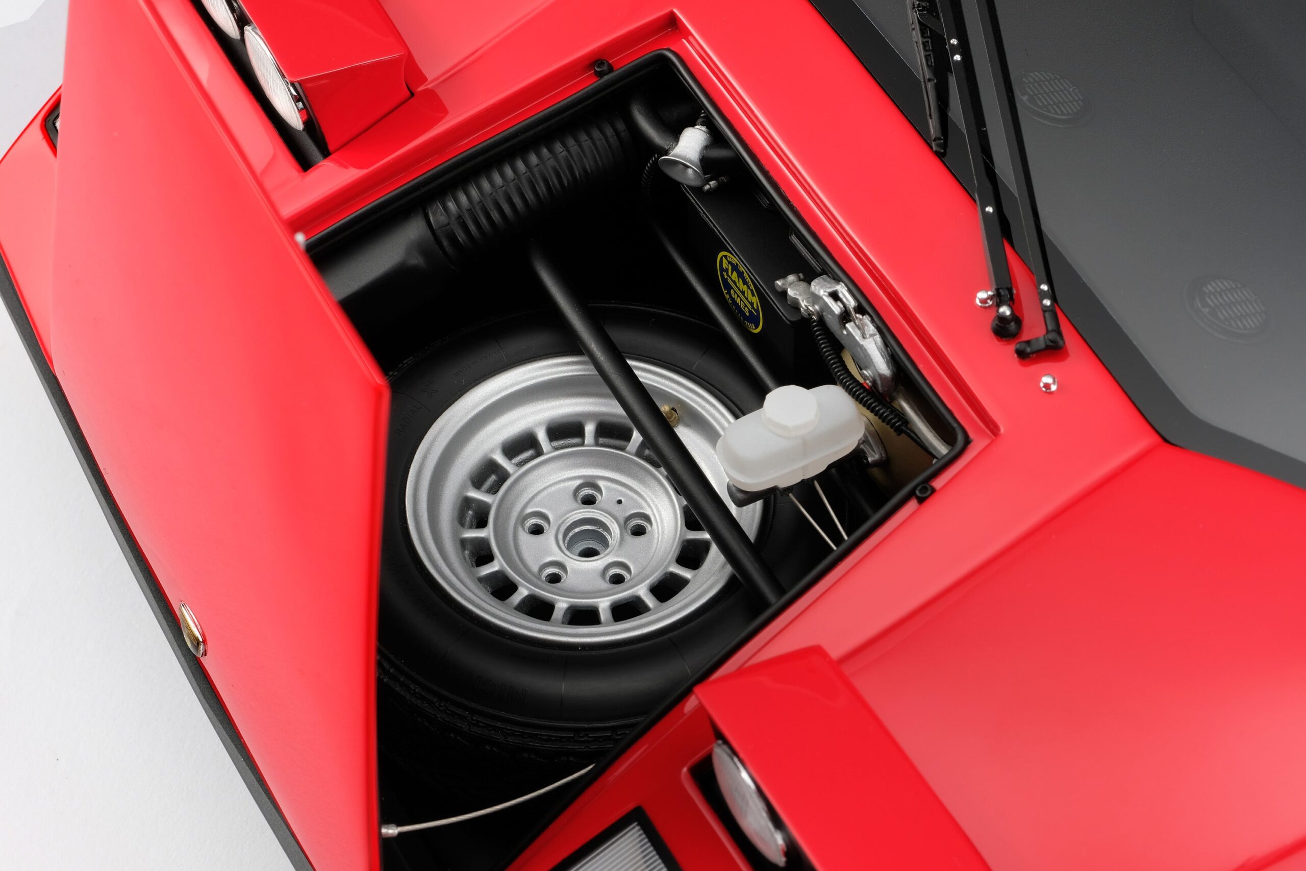 Amalgam Lamborghini Countach LP400 (1974) - Rot | 1:8 - Imagen 6