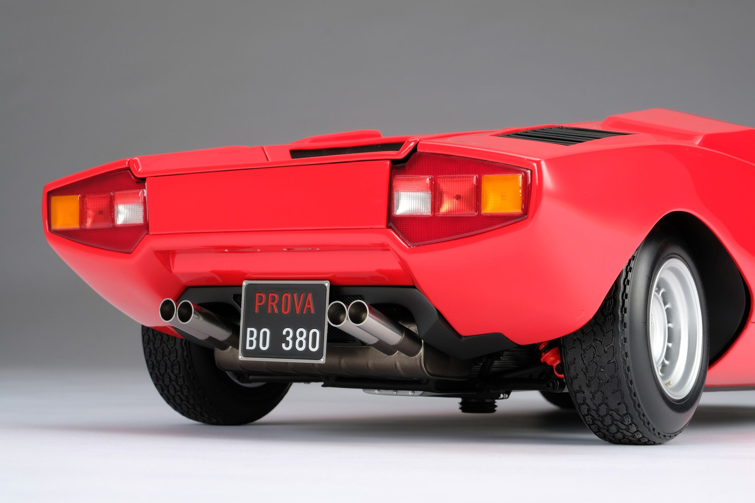Amalgam Lamborghini Countach LP400 (1974) - Rot | 1:8 - Imagen 17