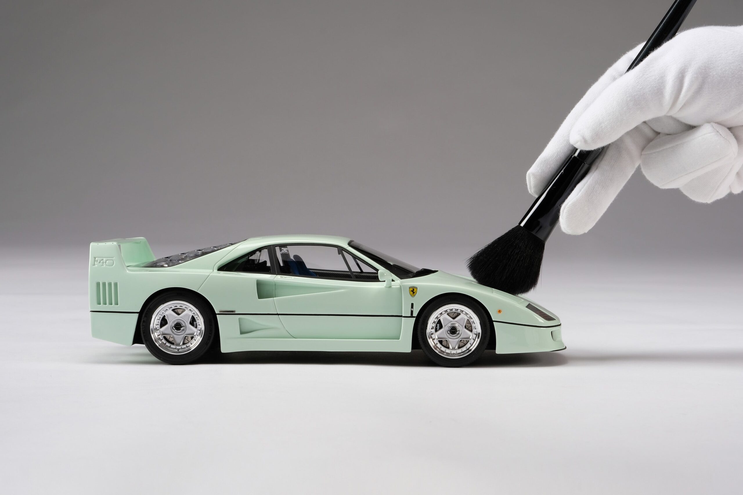 Amalgam Ferrari F40 Schaltkulisse 'Minty Forty' - Mintgrün | 1:18 - 画像4
