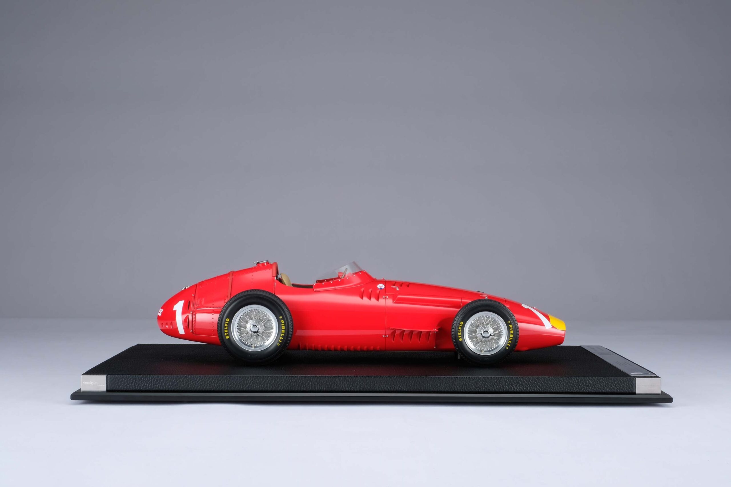 Amalgam Maserati 250F 1957 German Grand Prix - Juan Manuel Fangio - Rot | 1:8 - Imagen 20