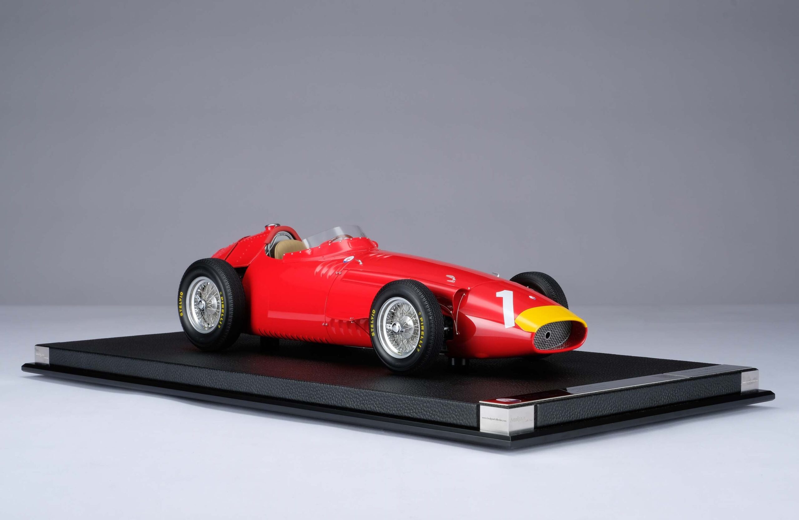 Amalgam Maserati 250F 1957 German Grand Prix - Juan Manuel Fangio - Rot | 1:8 - Imagen 21