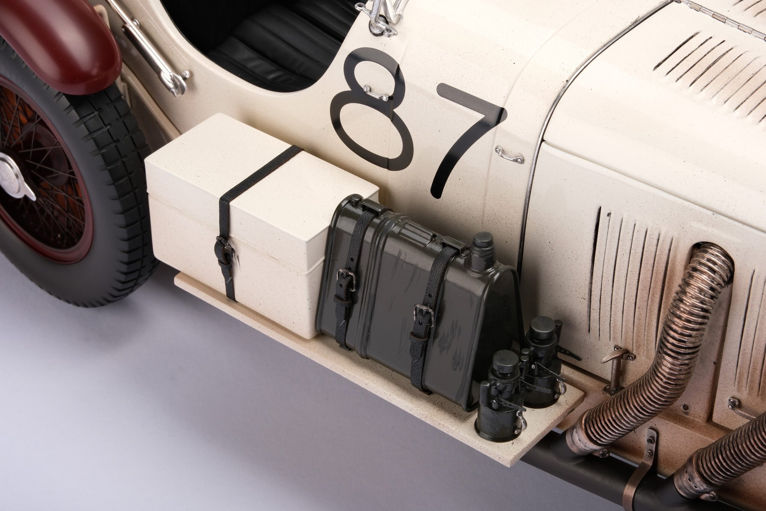 Amalgam Mercedes-Benz SSKL 1931 Mille Miglia Winner Patiniert - Weiß | 1:8 – Bild 11
