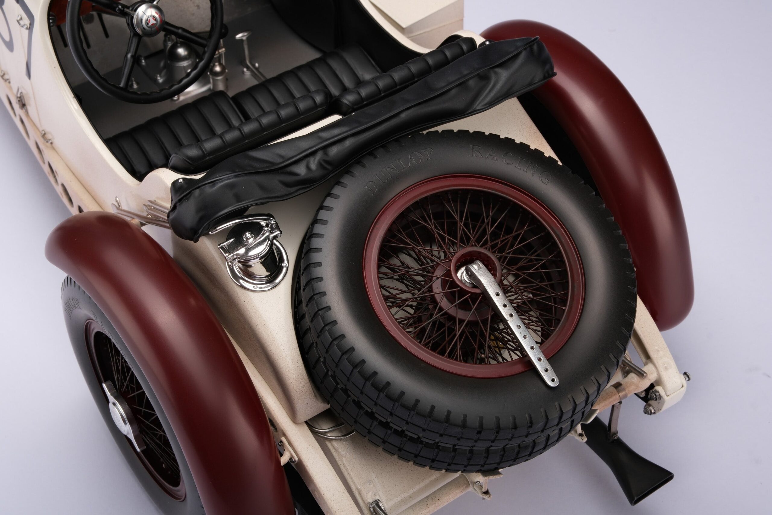 Amalgam Mercedes-Benz SSKL 1931 Mille Miglia Winner Patiniert - Weiß | 1:8 – Bild 13