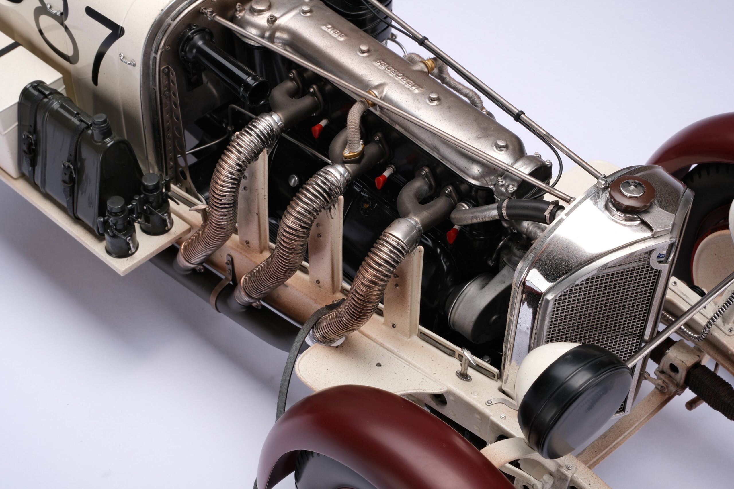Amalgam Mercedes-Benz SSKL 1931 Mille Miglia Winner Patiniert - Weiß | 1:8 – Bild 16
