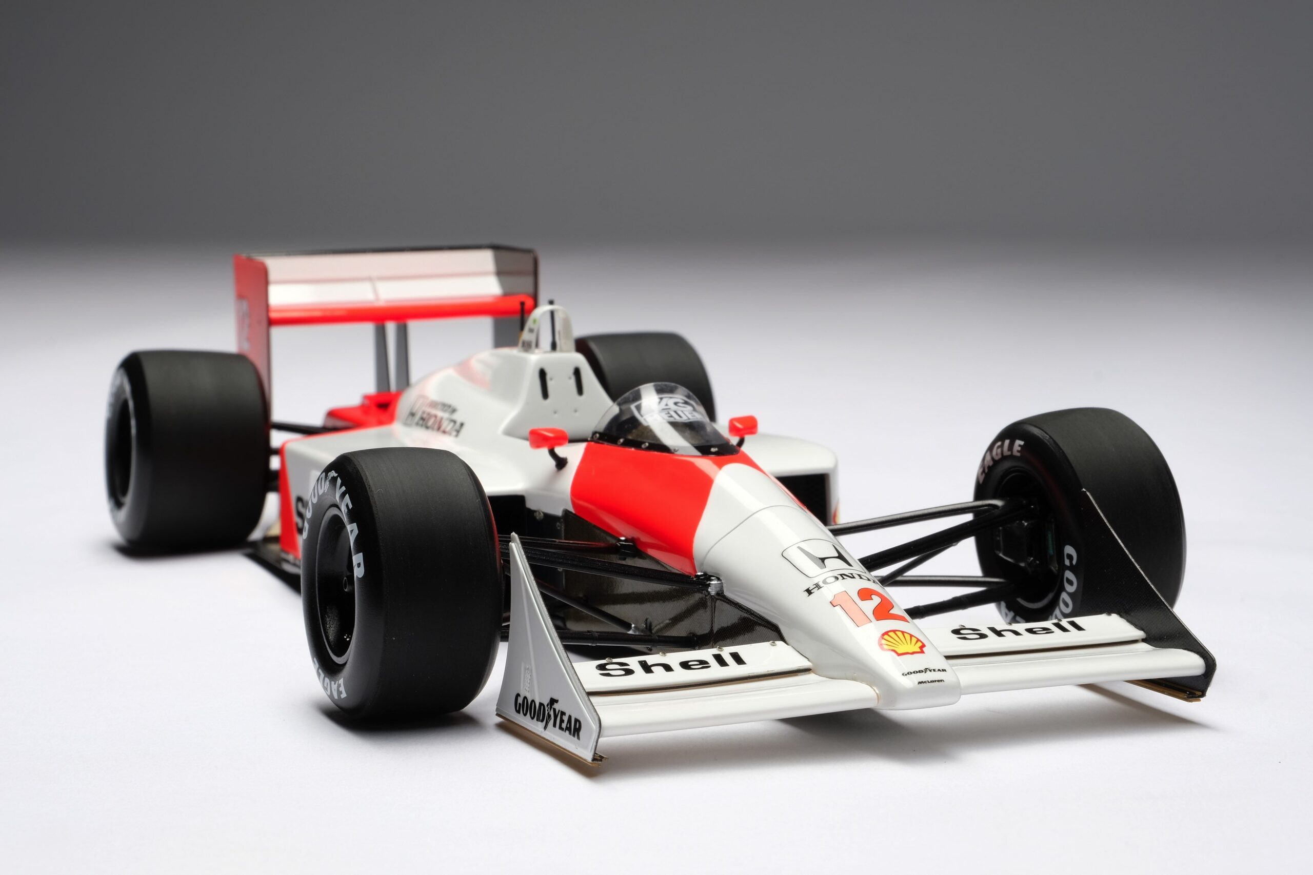 Amalgam McLaren MP4/4 1988 Japanese GP Ayrton Senna - Weiß / Rot | 1:18 - Image 9