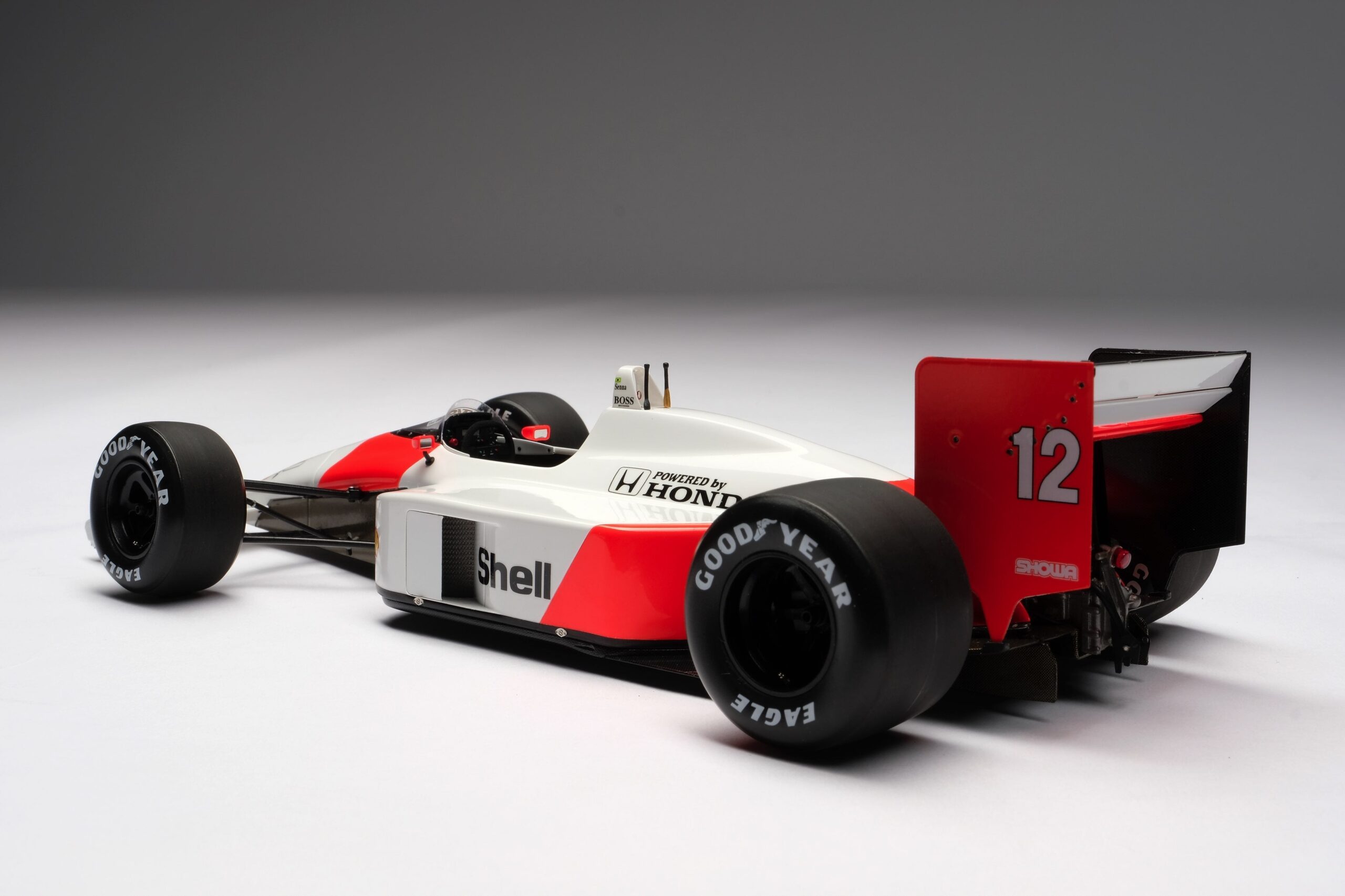 Amalgam McLaren MP4/4 1988 Japanese GP Ayrton Senna - Weiß / Rot | 1:18 - Image 10