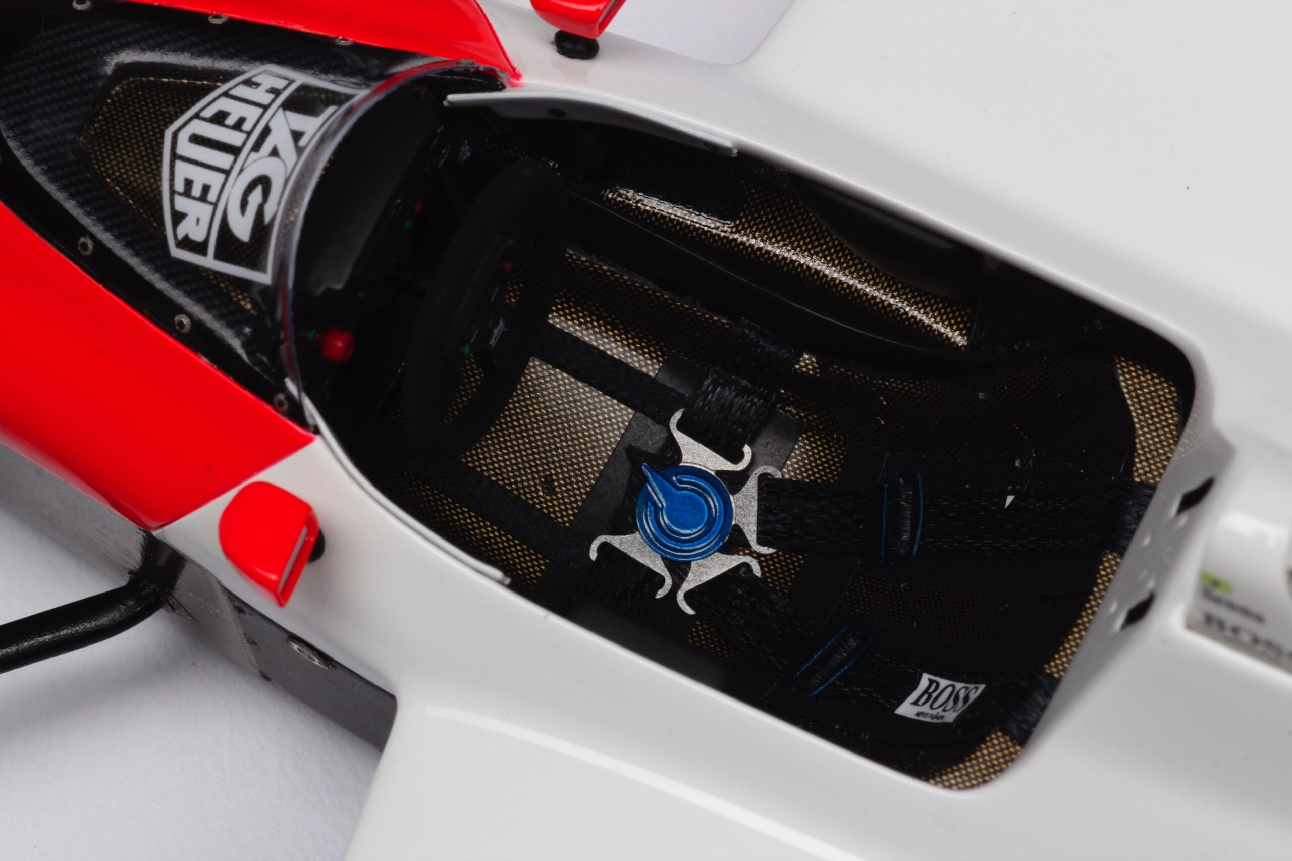 Amalgam McLaren MP4/4 1988 Japanese GP Ayrton Senna - Weiß / Rot | 1:18 - Image 17