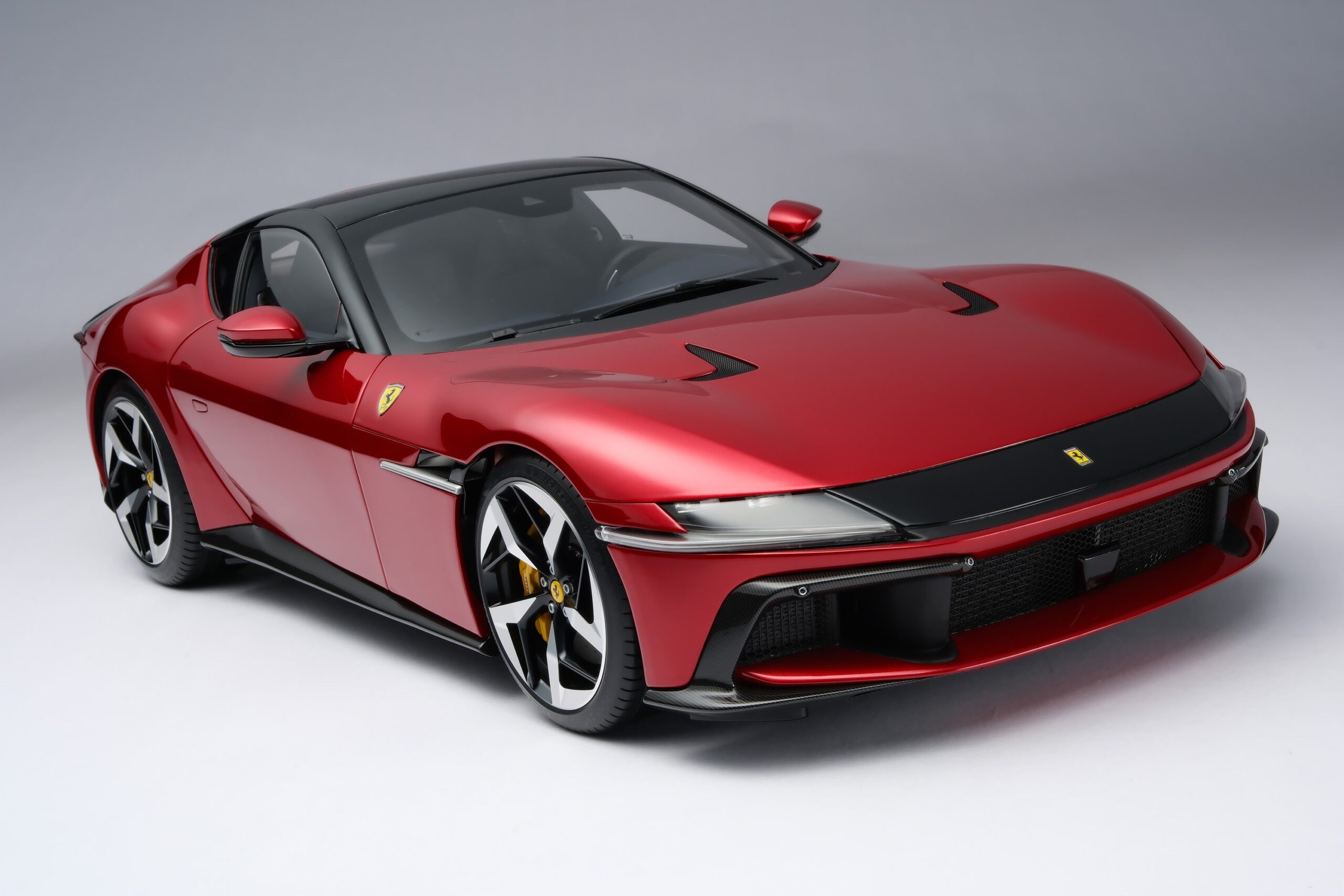 Amalgam Ferrari 12Cilindri - Rot | 1:8 - Image 17