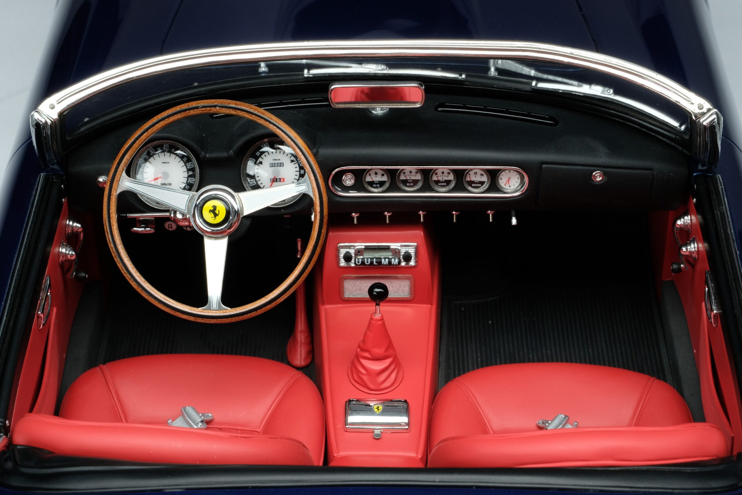 Amalgam Ferrari 250 GT California Spyder SWB (1960) - Blau | 1:8 - Image 5