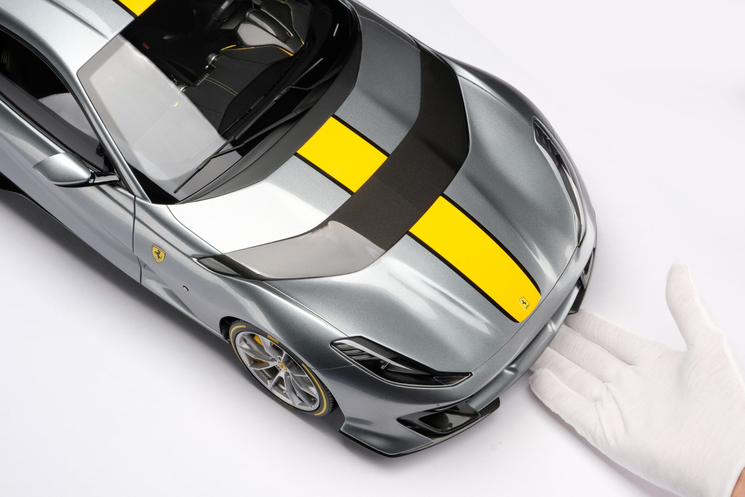 Amalgam Ferrari 812 Competizione (2021) | 1:8 - Image 4
