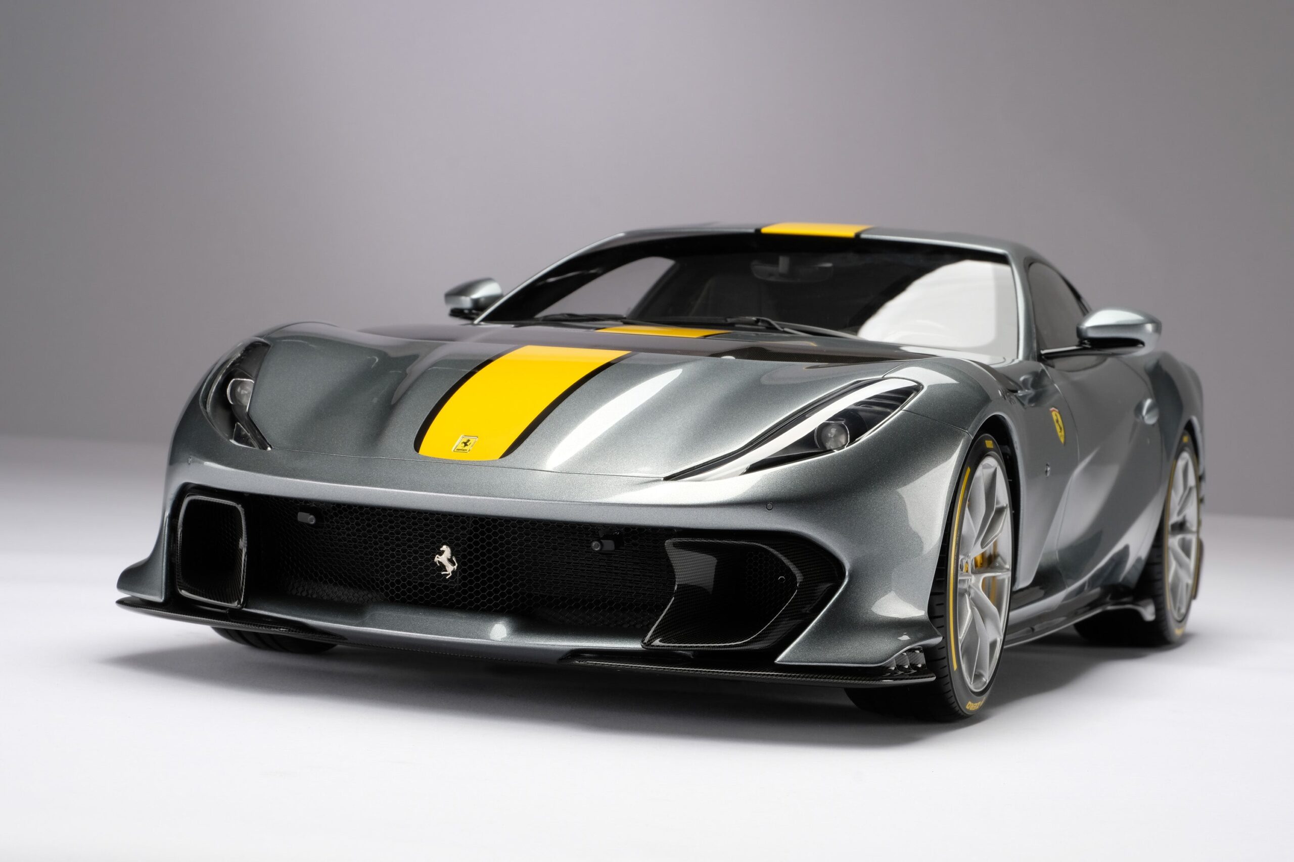 Amalgam Ferrari 812 Competizione (2021) | 1:8 - Image 11