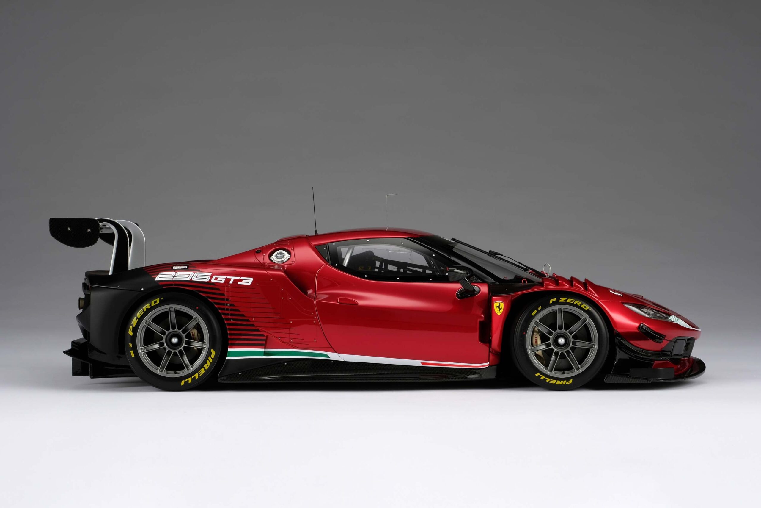 Amalgam Ferrari 296 GT3 | 1:8 - Image 15
