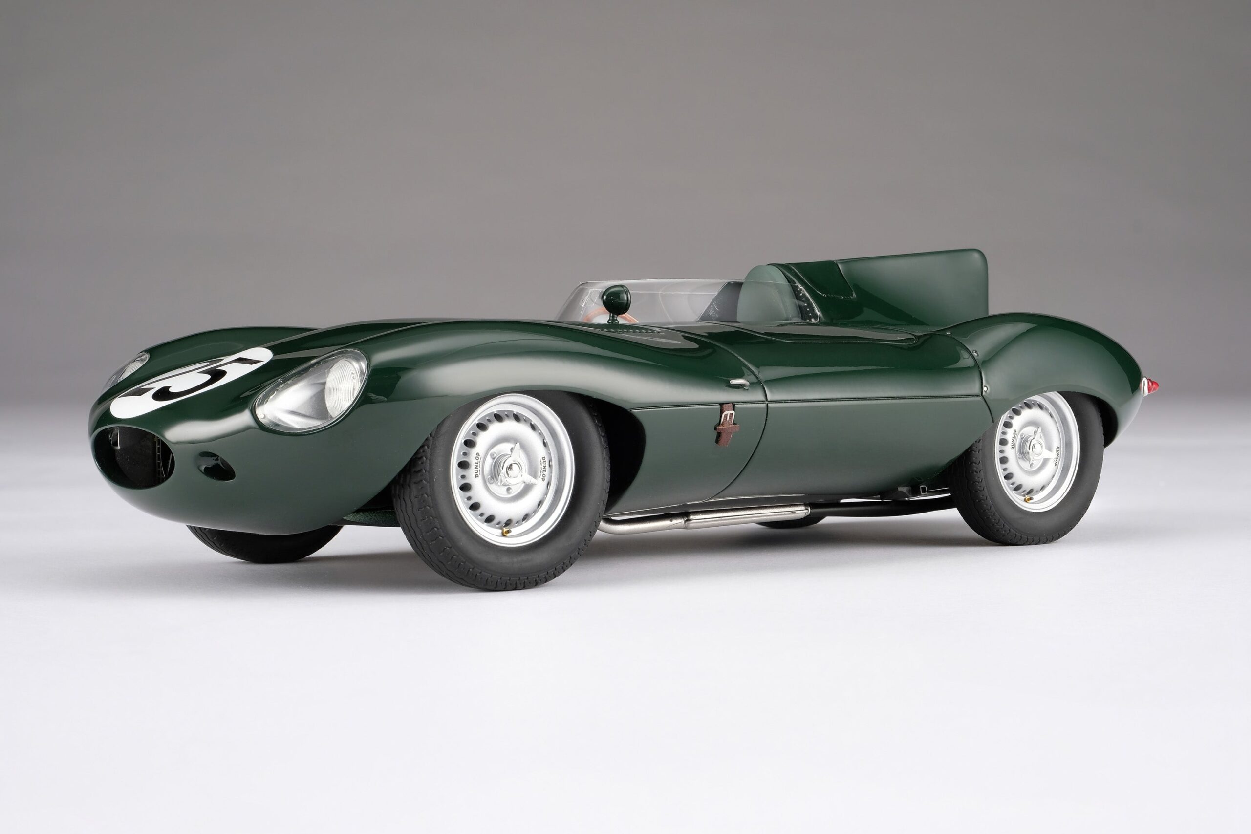 Amalgam Jaguar D-type 1956 Reims Winner - Grün | 1:18 – Bild 8