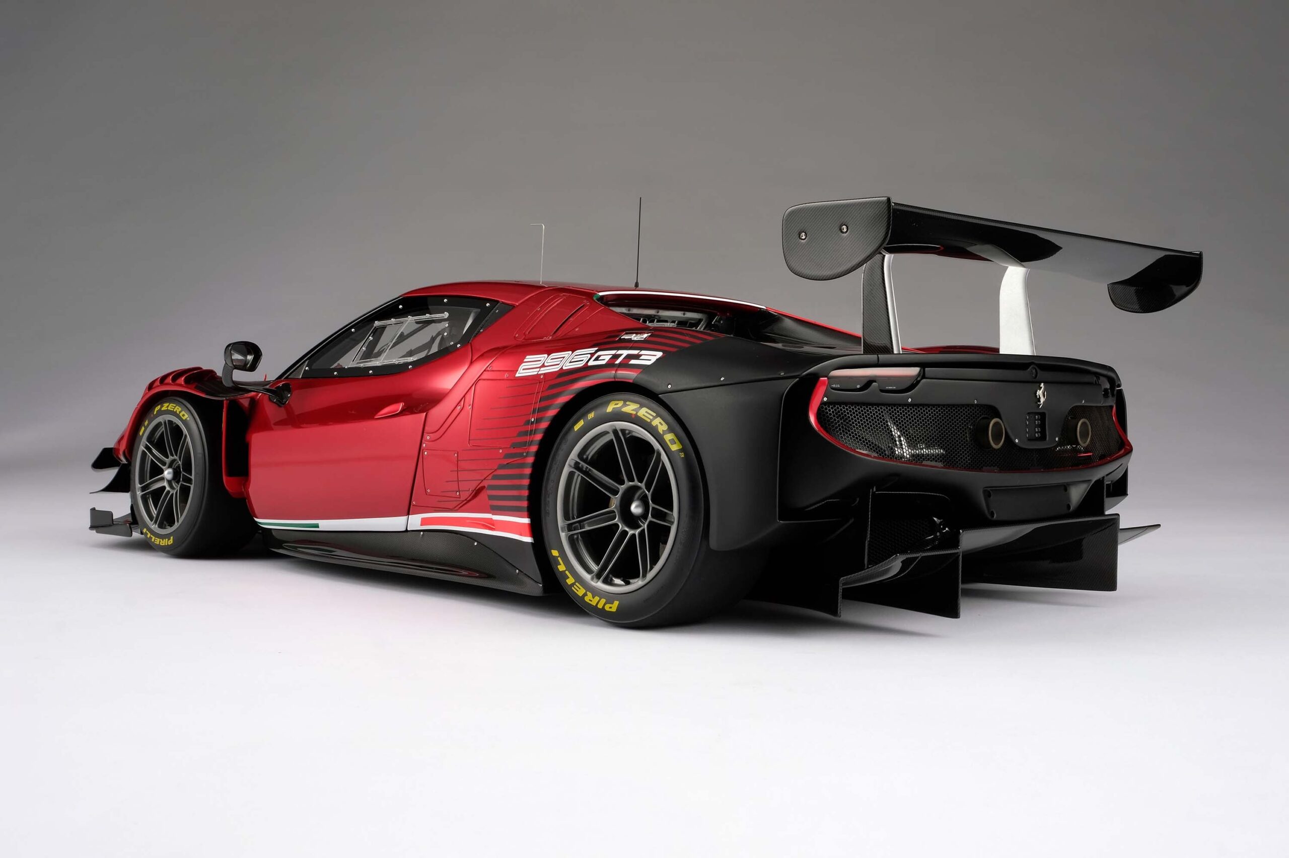 Amalgam Ferrari 296 GT3 | 1:8 - Image 13
