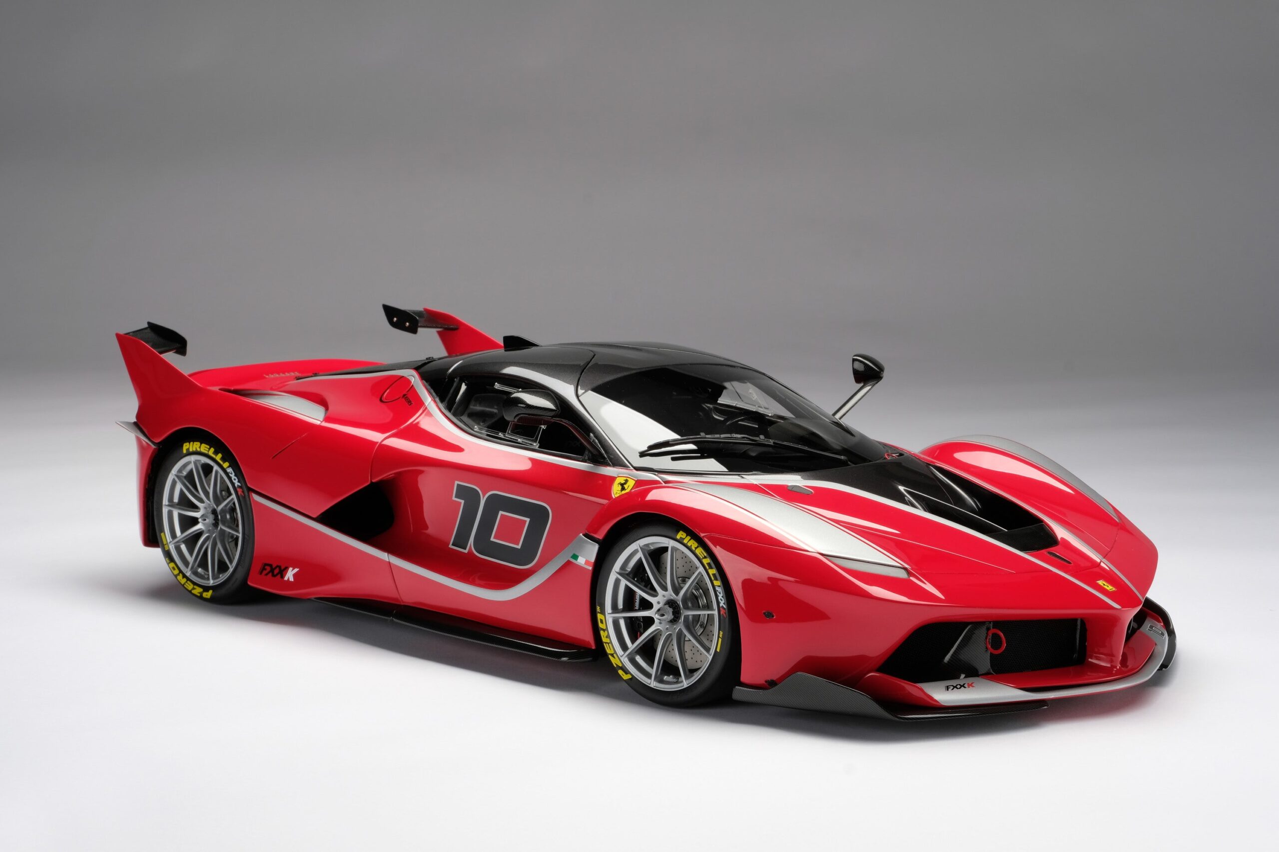 アマルガム フェラーリ FXX K (2014) | 1:8