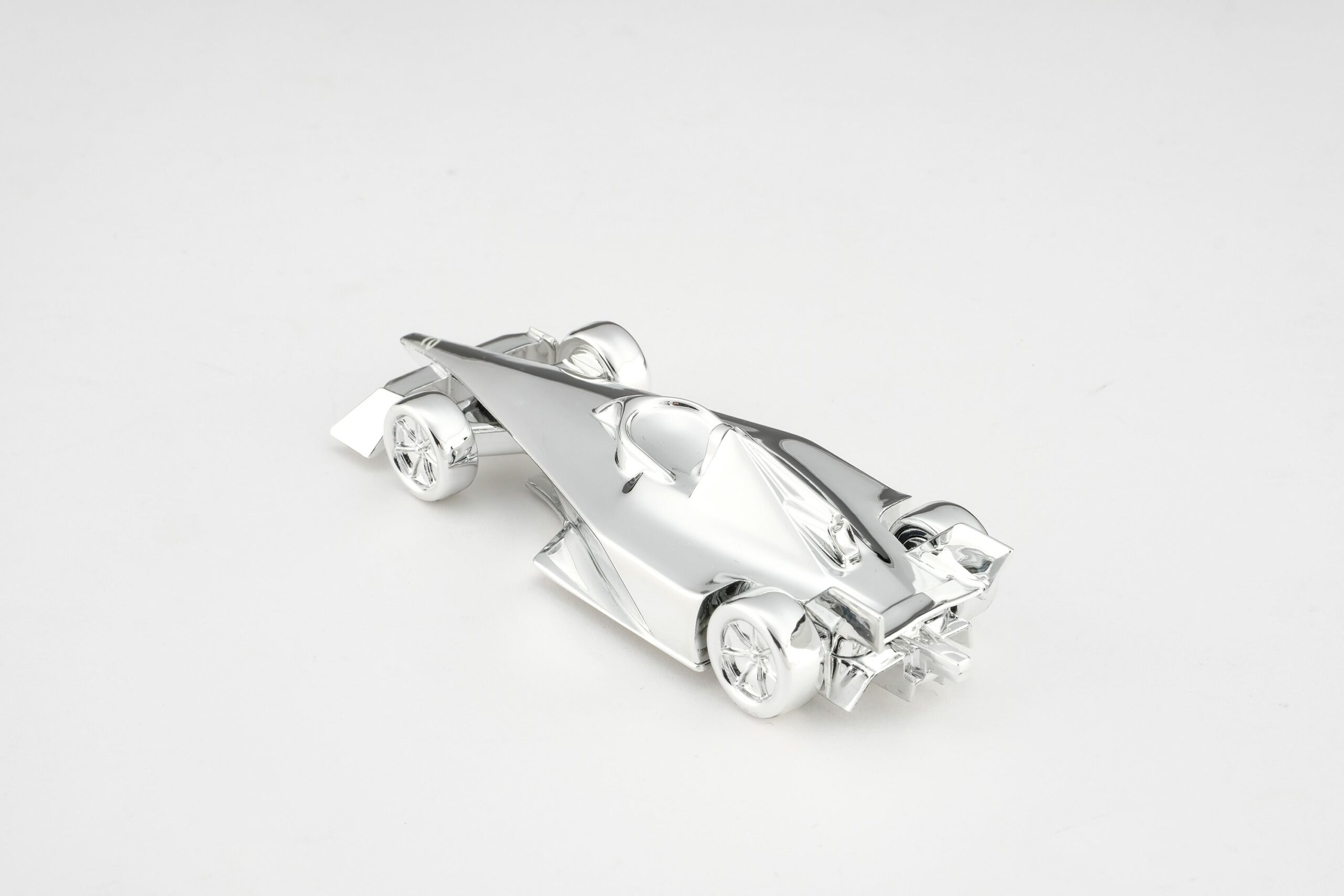 Amalgam Formula E GEN3 Miniature Sculpture | 1:8 - Imagen 11