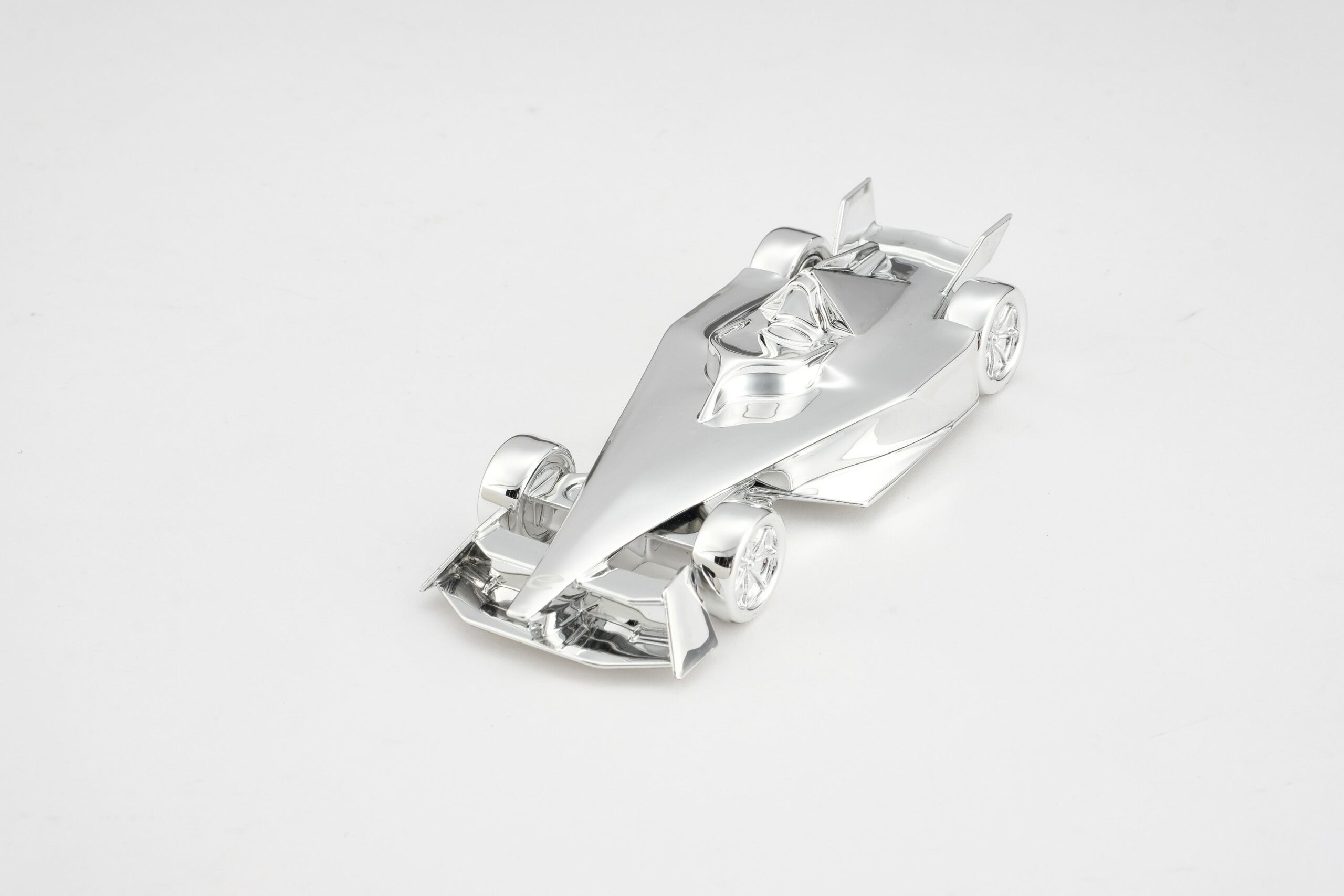 Amalgam Formula E GEN3 Miniature Sculpture | 1:8 - Imagen 10