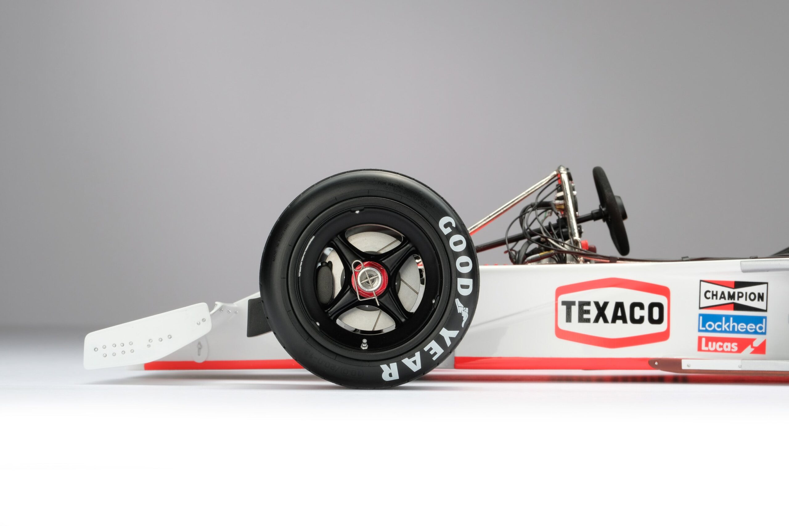 Amalgam McLaren M23D 1976 Japanese Grand Prix - James Hunt | 1:8 – Bild 14