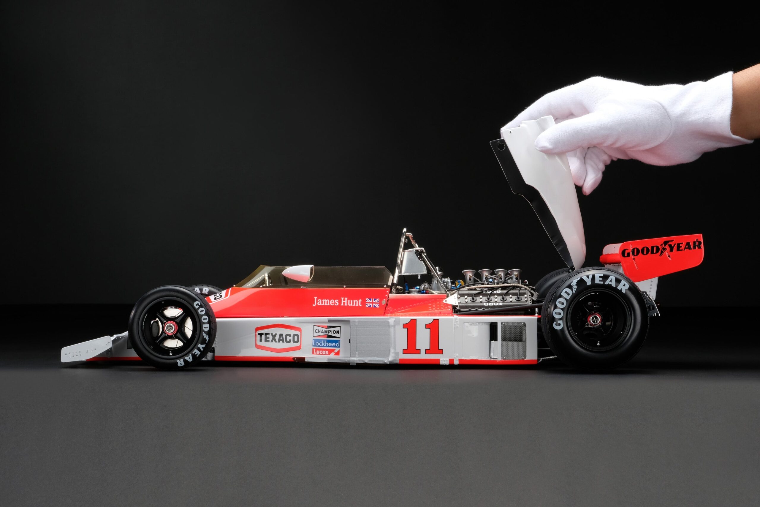 Amalgam McLaren M23D 1976 Japanese Grand Prix - James Hunt | 1:8 – Bild 3