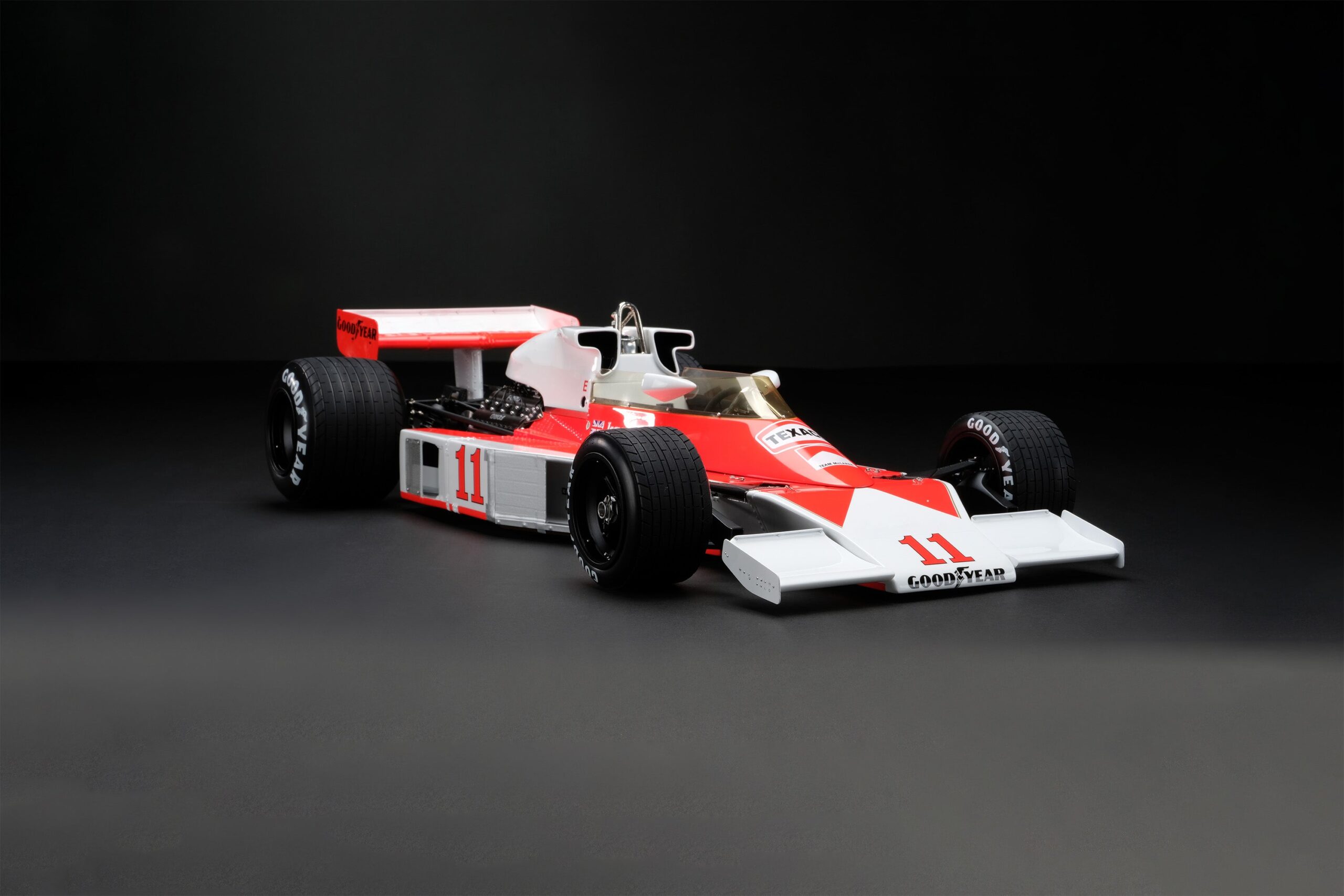 Amalgam McLaren M23D 1976 Japanese Grand Prix - James Hunt | 1:8 – Bild 2