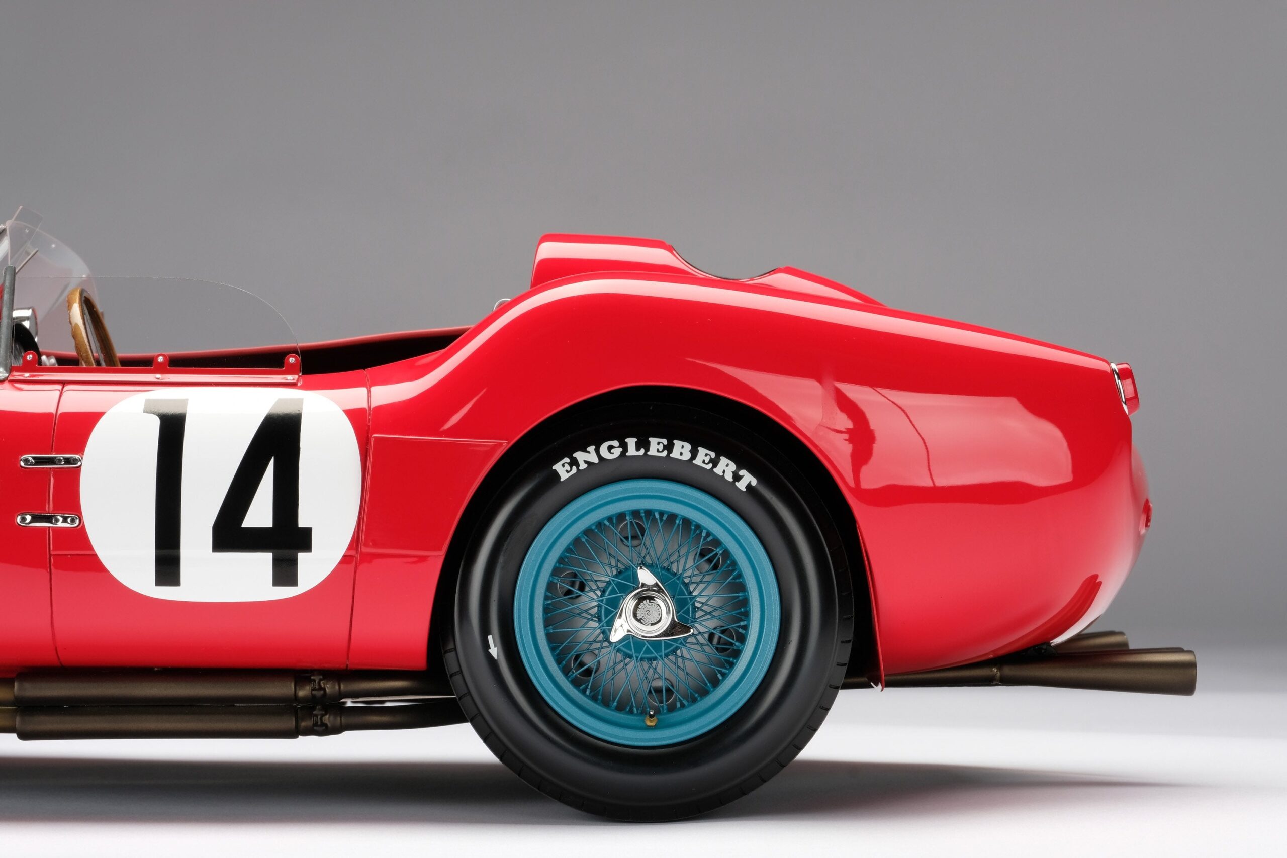 Amalgam Ferrari 250 TR 1958 Le Mans Winner - Grün | 1:8 – Bild 12